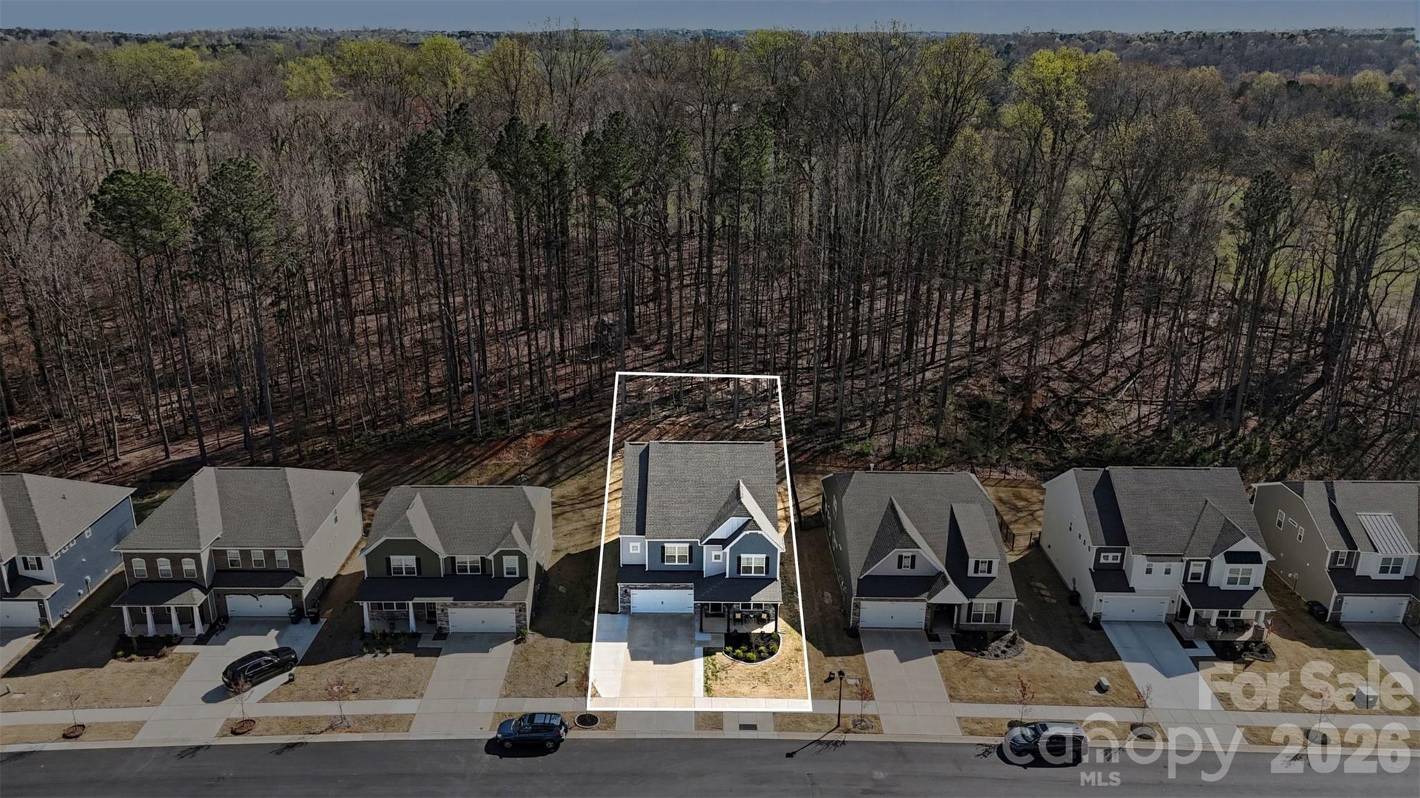 310 Hamptons Cove Road — Troutman
