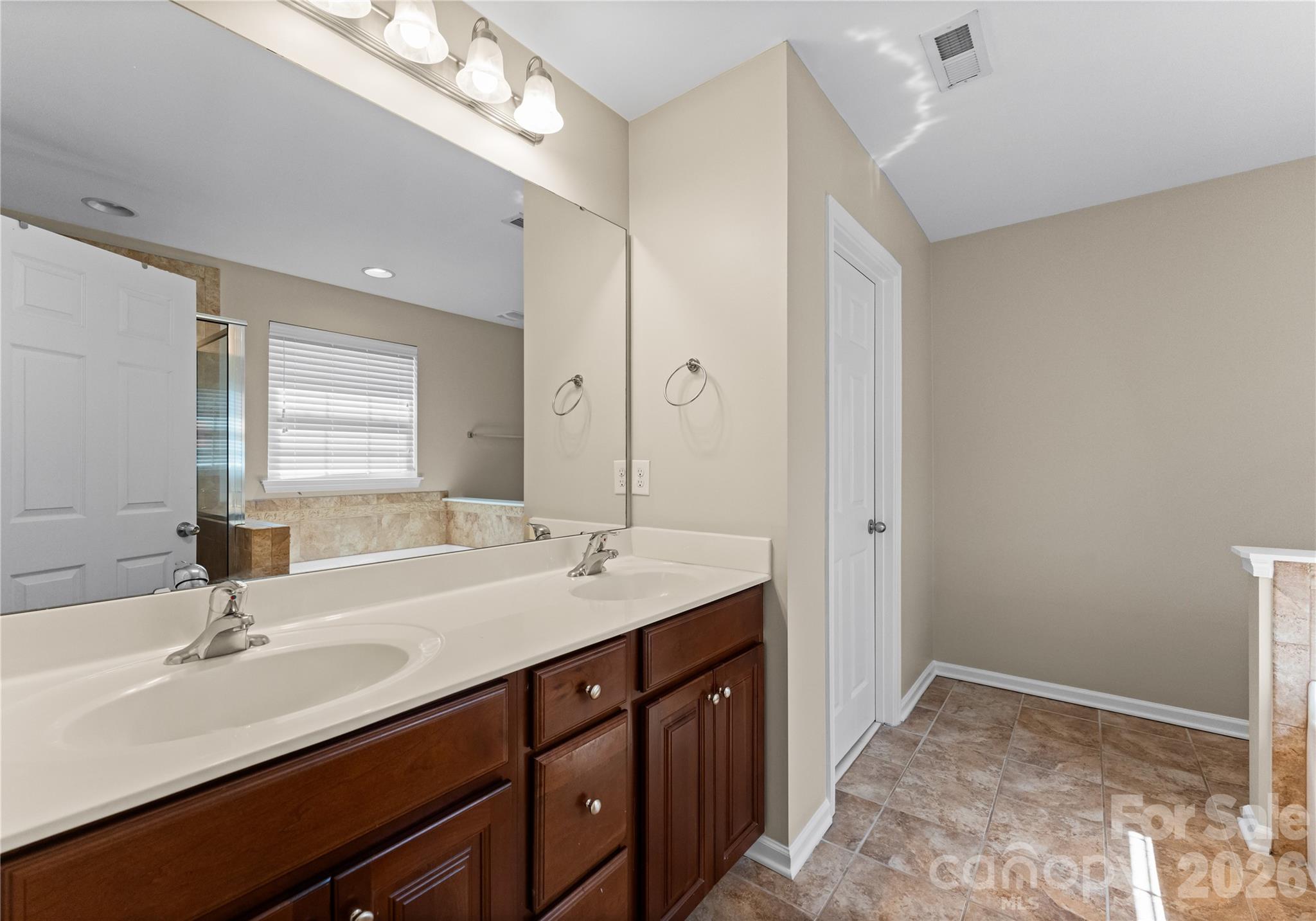 3225 Park South Station Boulevard — Charlotte