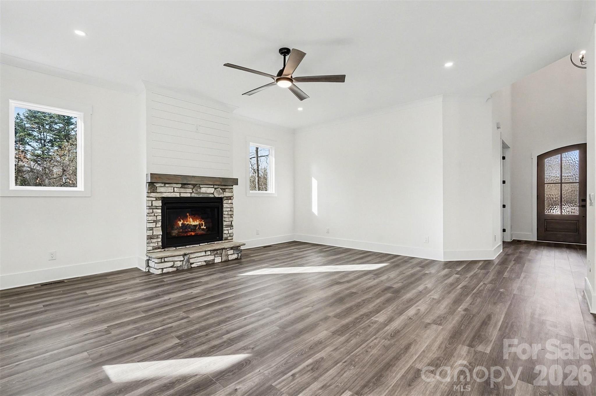 149 Shady Cove Road — Troutman