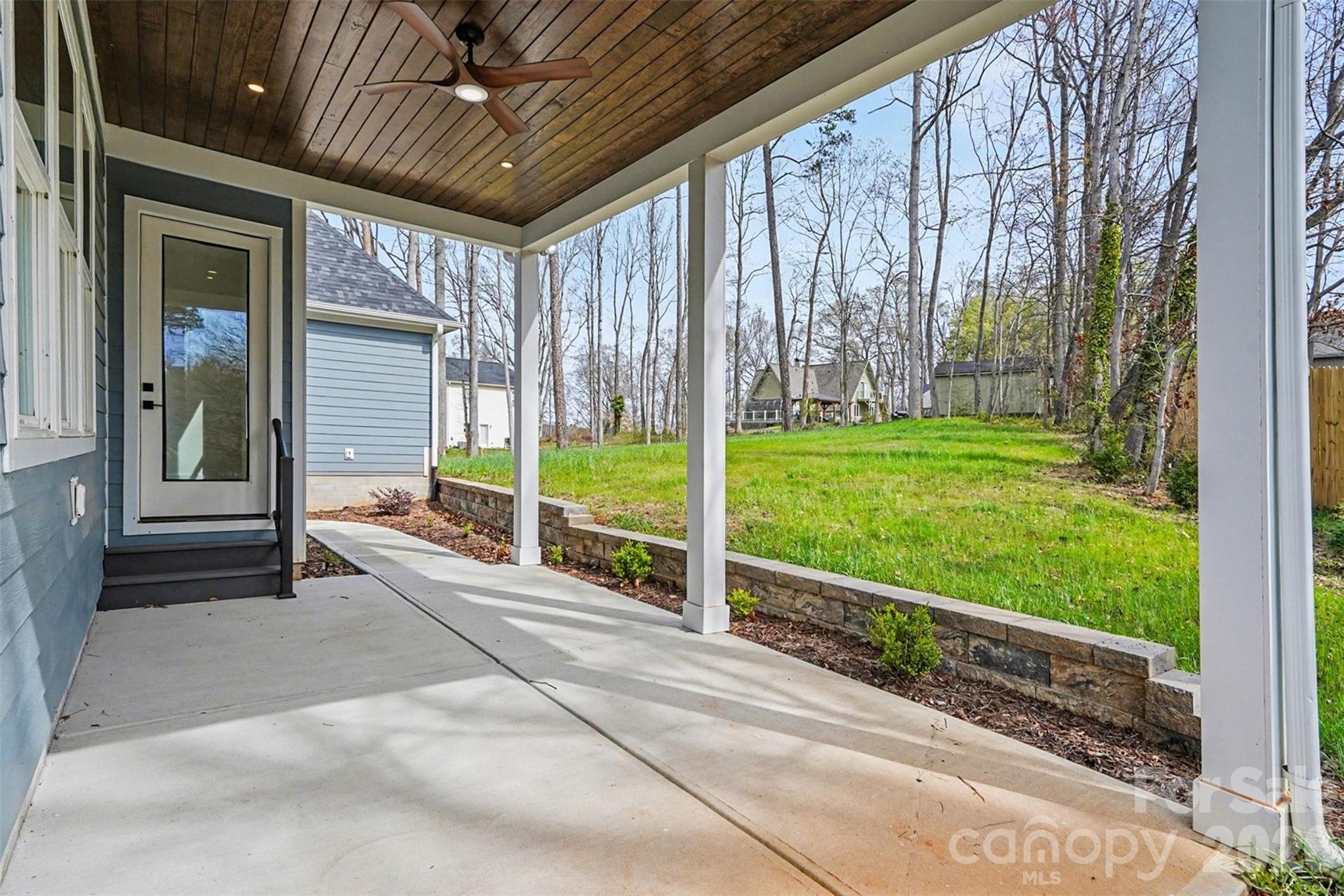 149 Shady Cove Road — Troutman