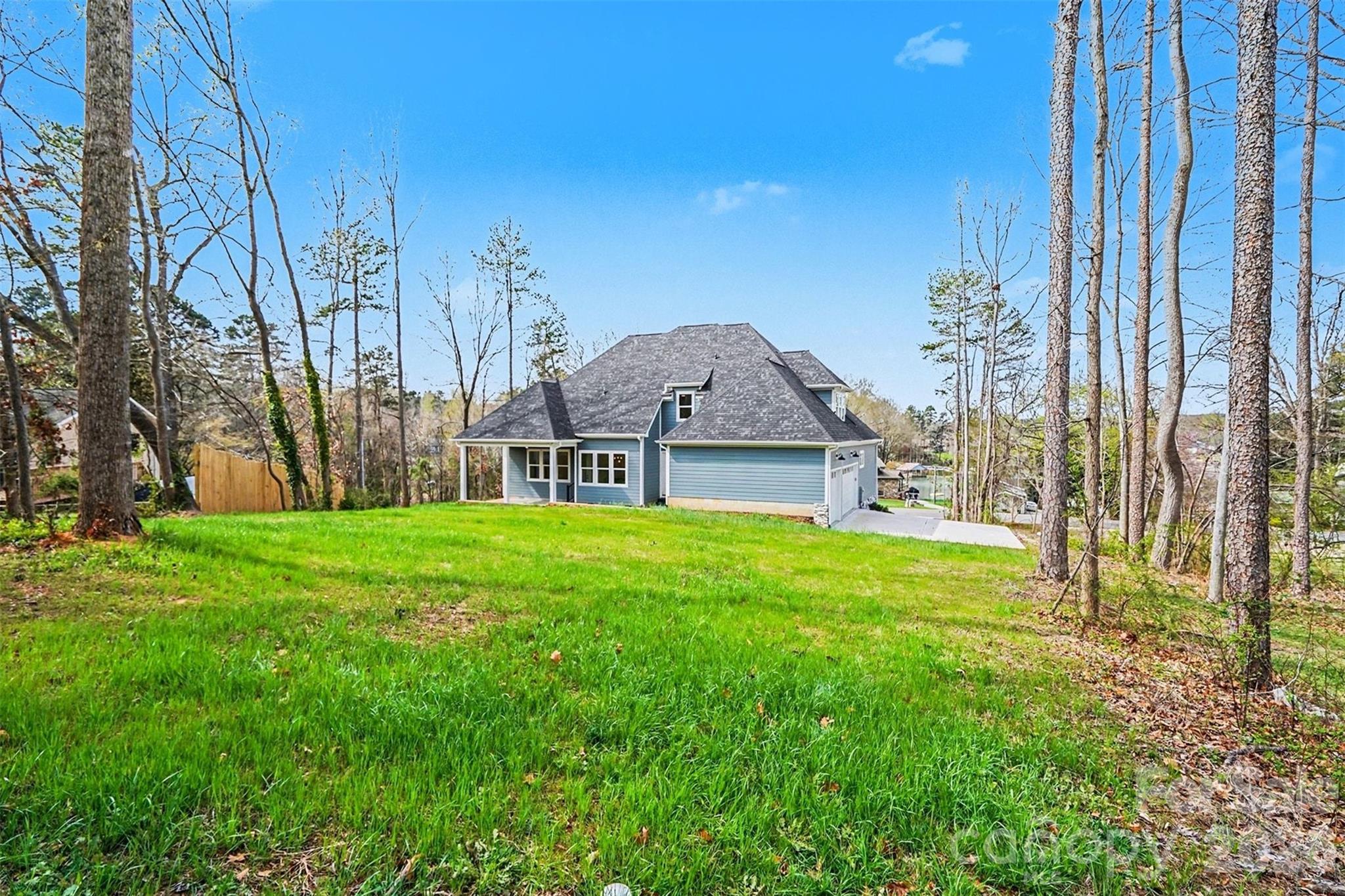 149 Shady Cove Road — Troutman