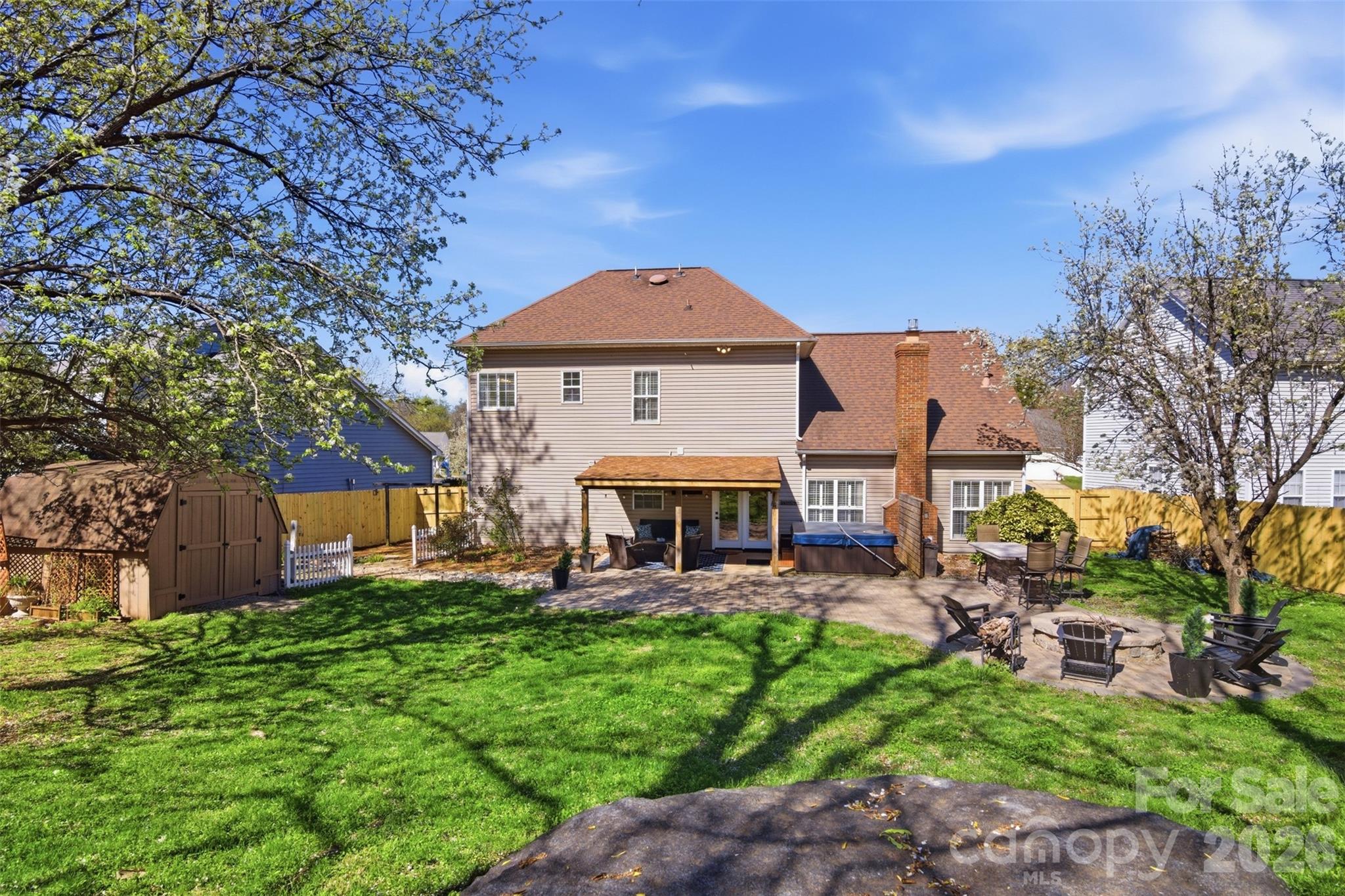 12238 Taos Court — Charlotte