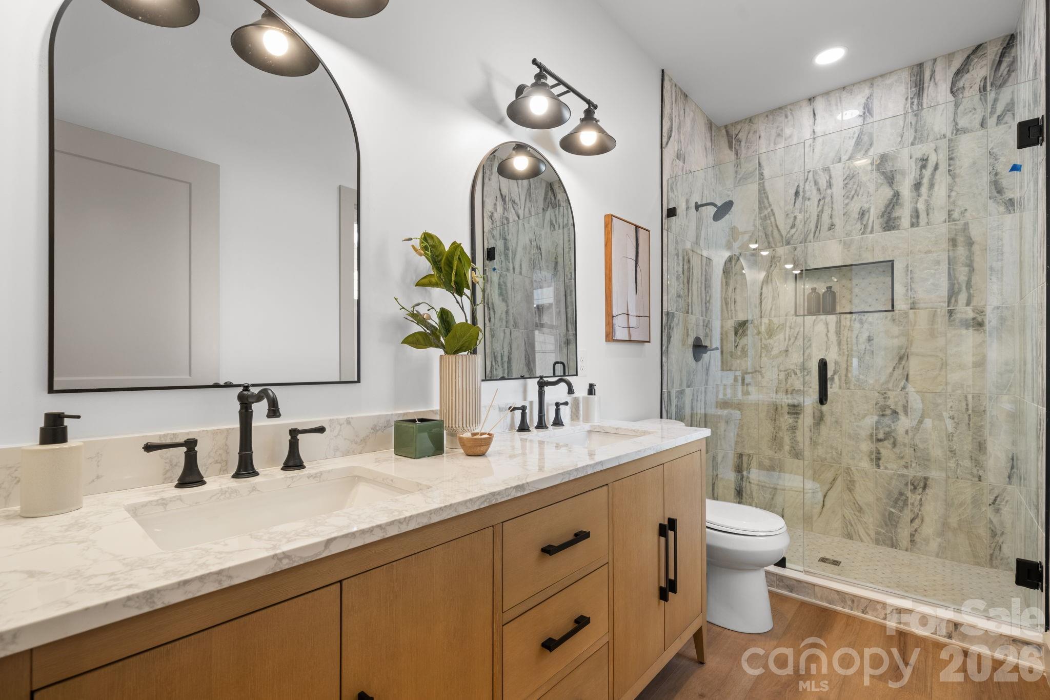 2117 24th Street Lane SE — Hickory