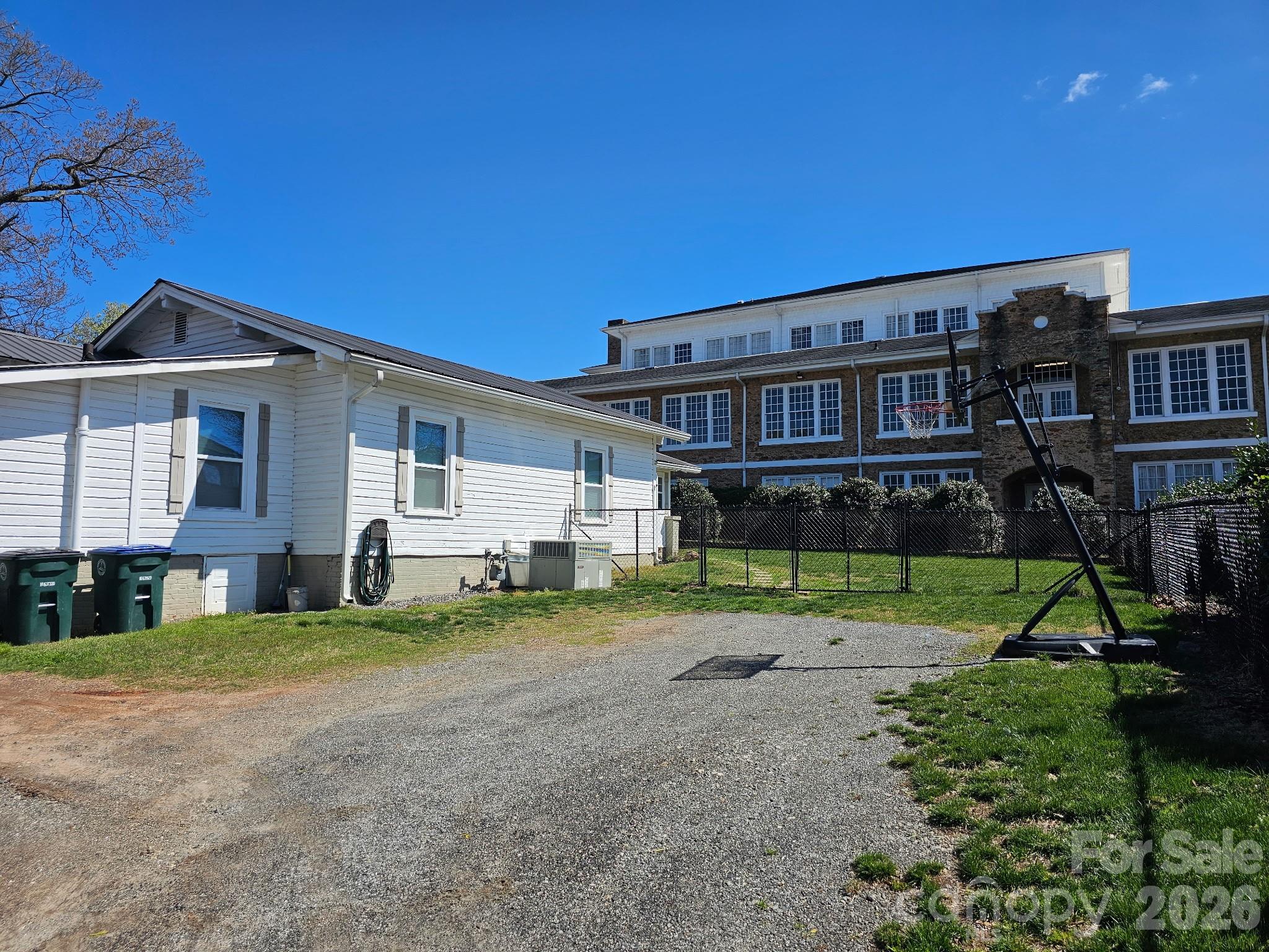 213 Colombo Street NW — Valdese