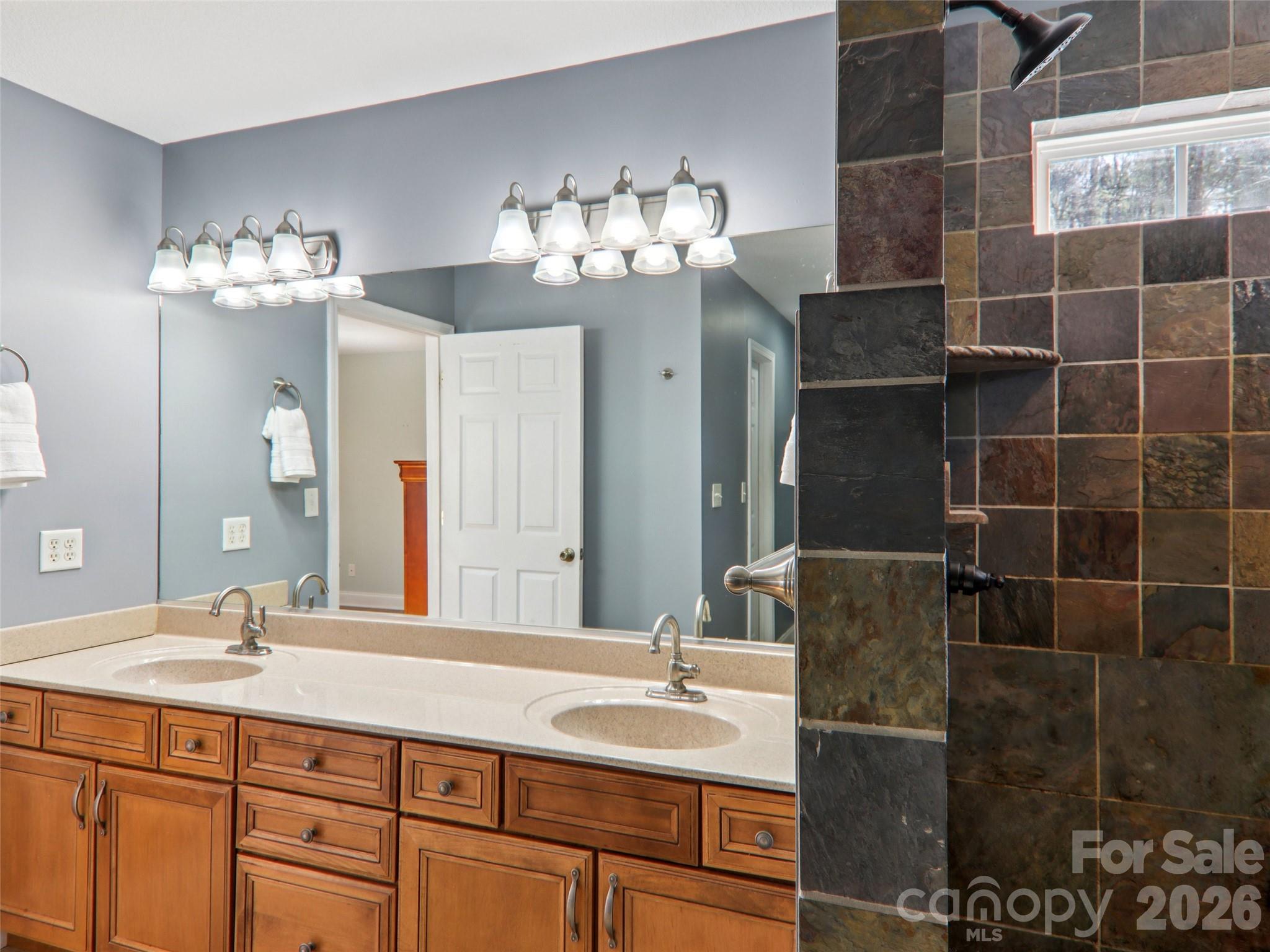 74 Woodson Drive — Mars Hill