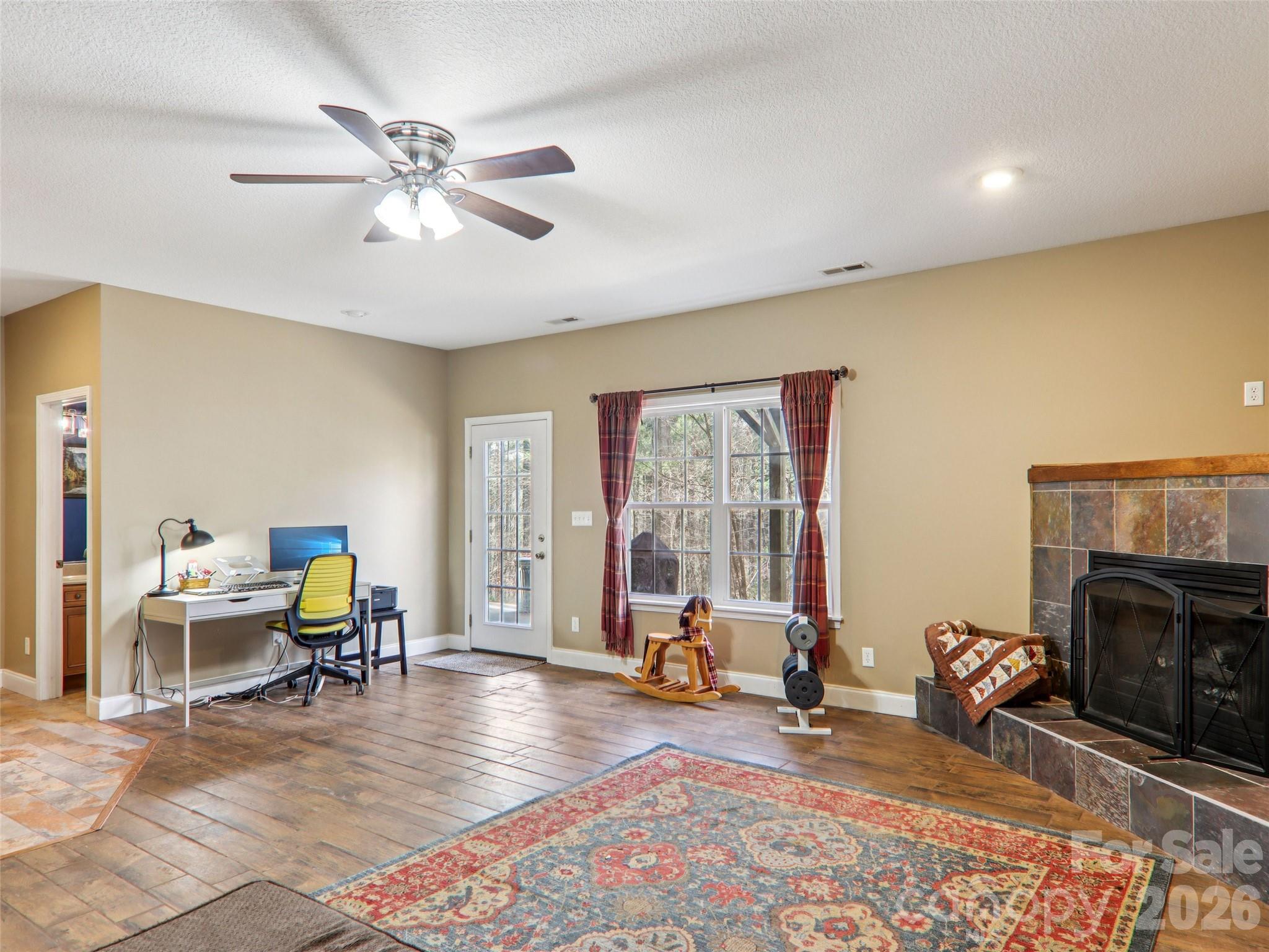 74 Woodson Drive — Mars Hill