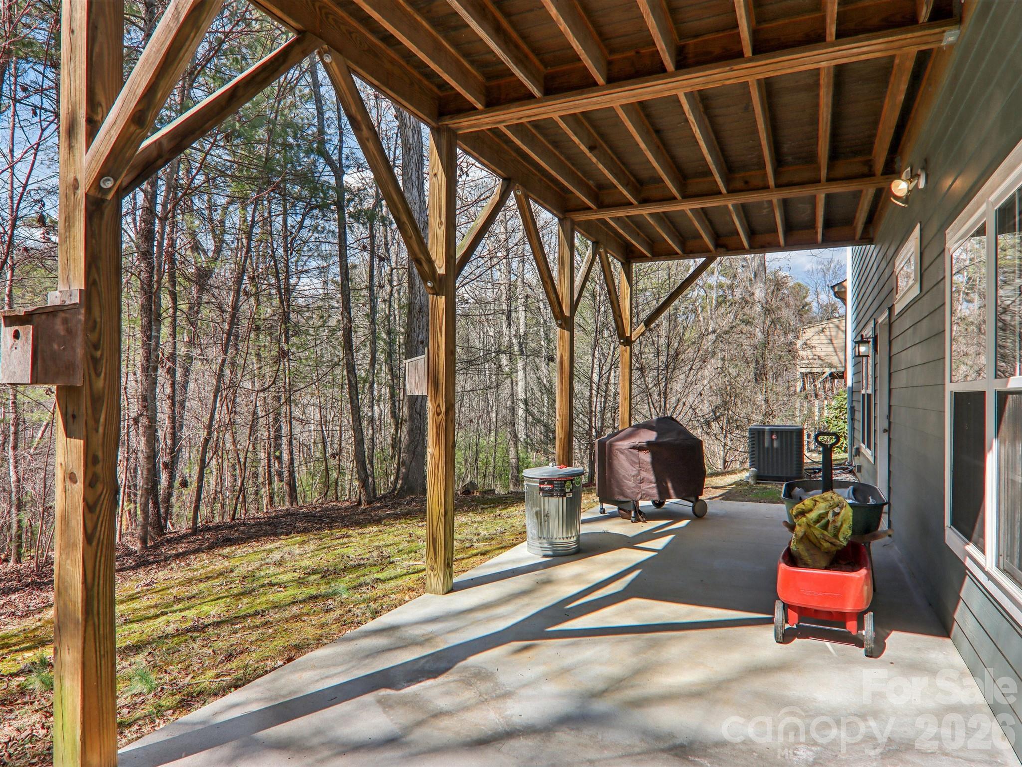 74 Woodson Drive — Mars Hill