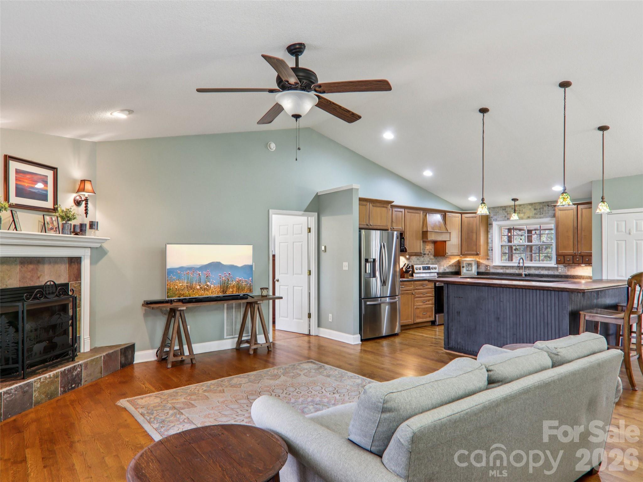 74 Woodson Drive — Mars Hill