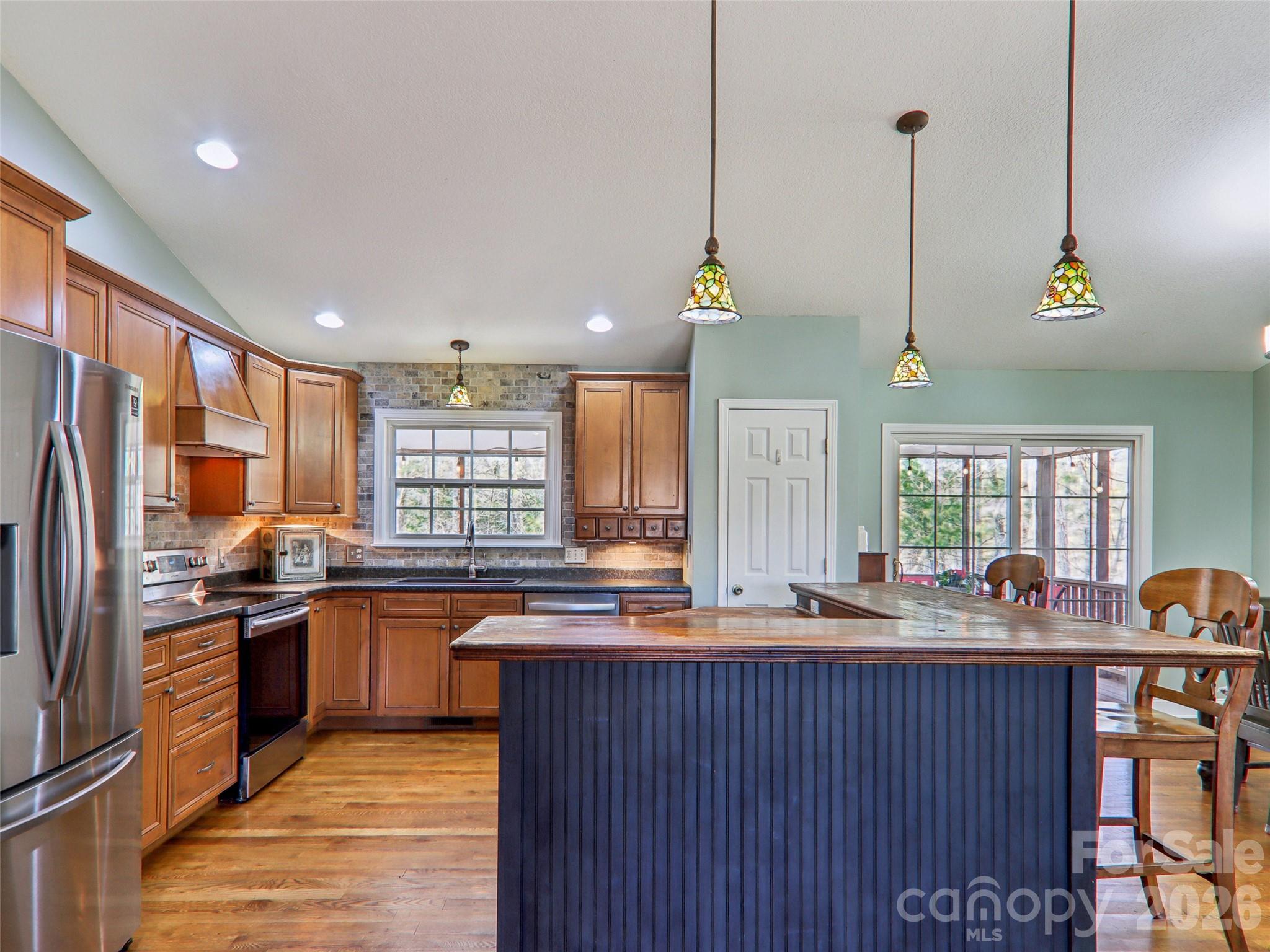 74 Woodson Drive — Mars Hill