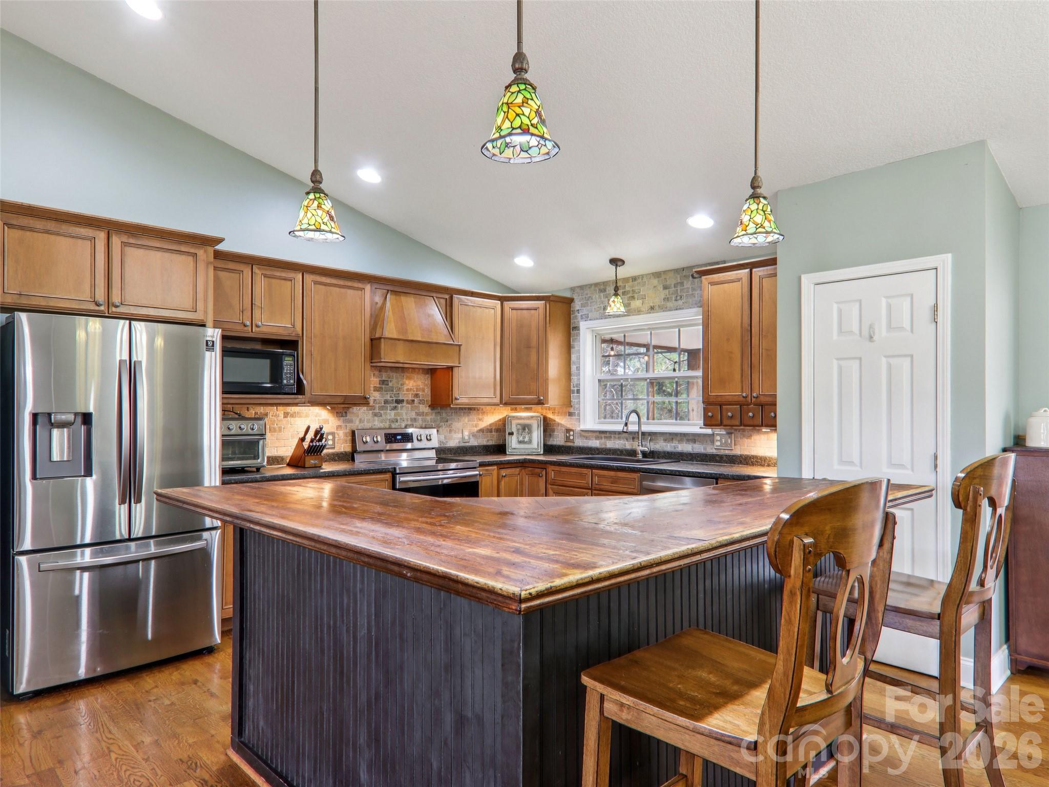 74 Woodson Drive — Mars Hill