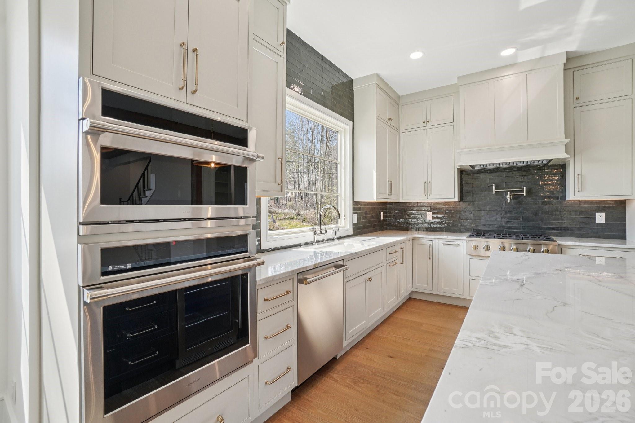 272 Glazener Road — Brevard