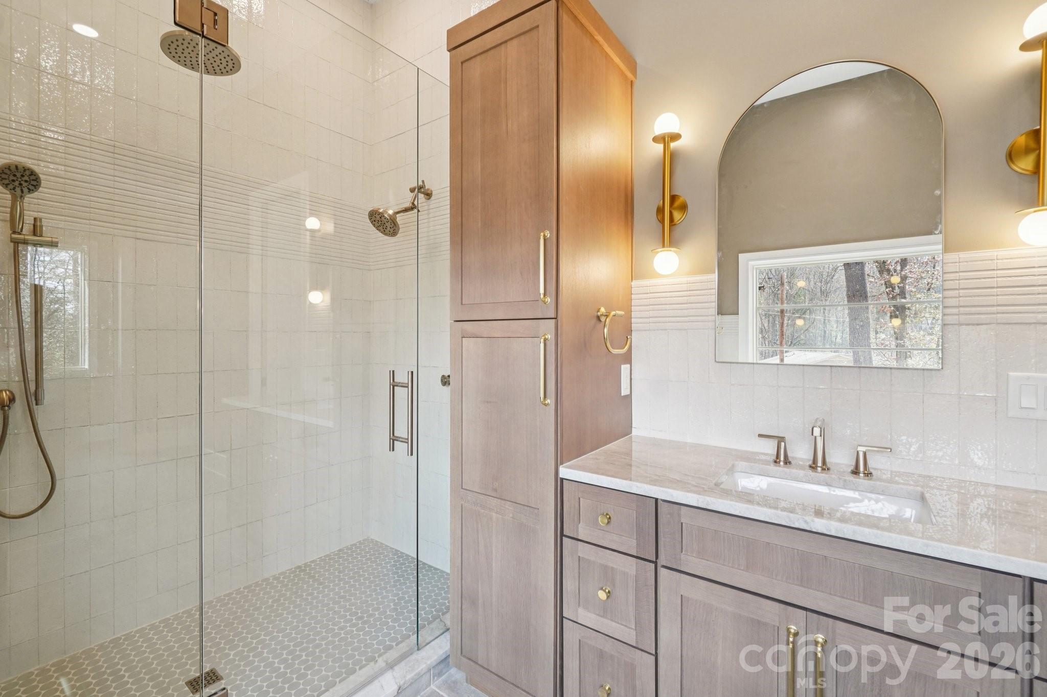 272 Glazener Road — Brevard