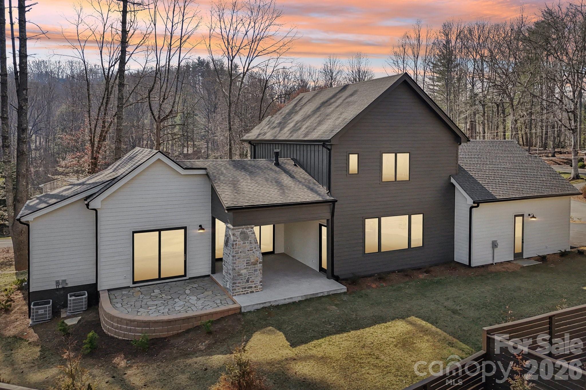 272 Glazener Road — Brevard