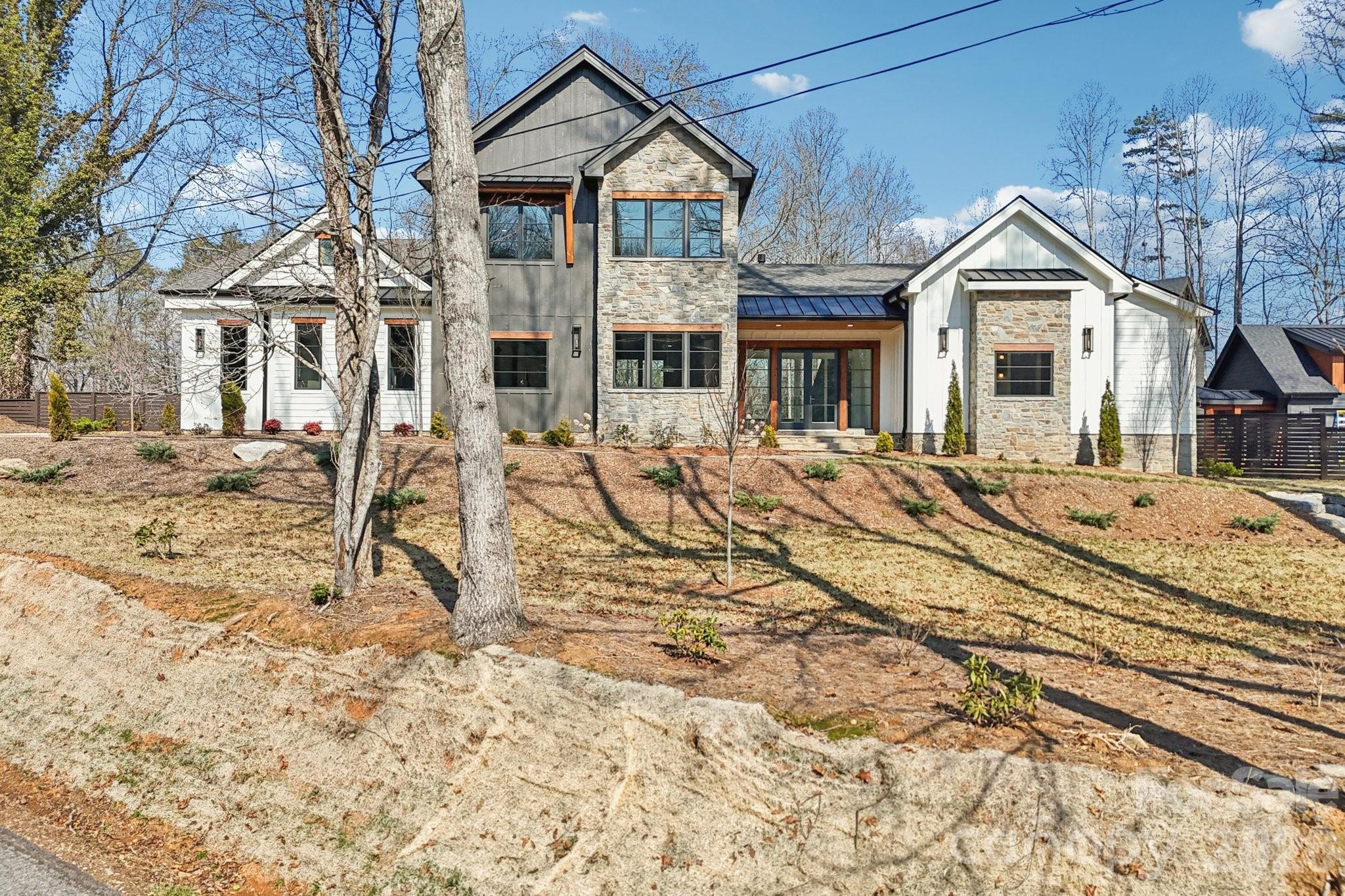 272 Glazener Road — Brevard