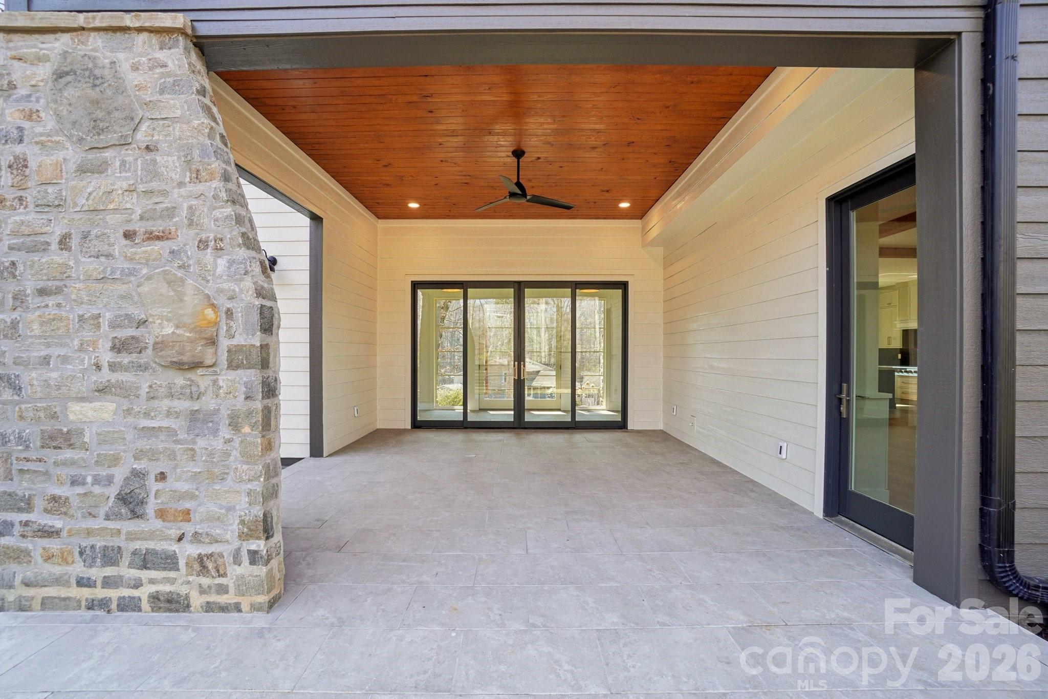 272 Glazener Road — Brevard