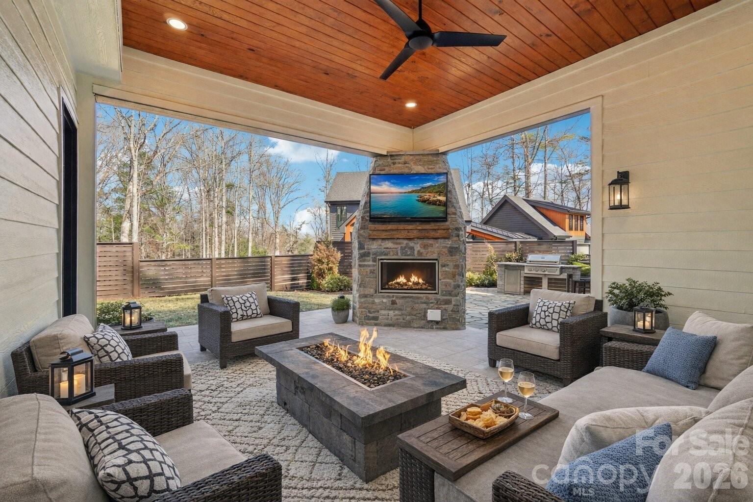 272 Glazener Road — Brevard