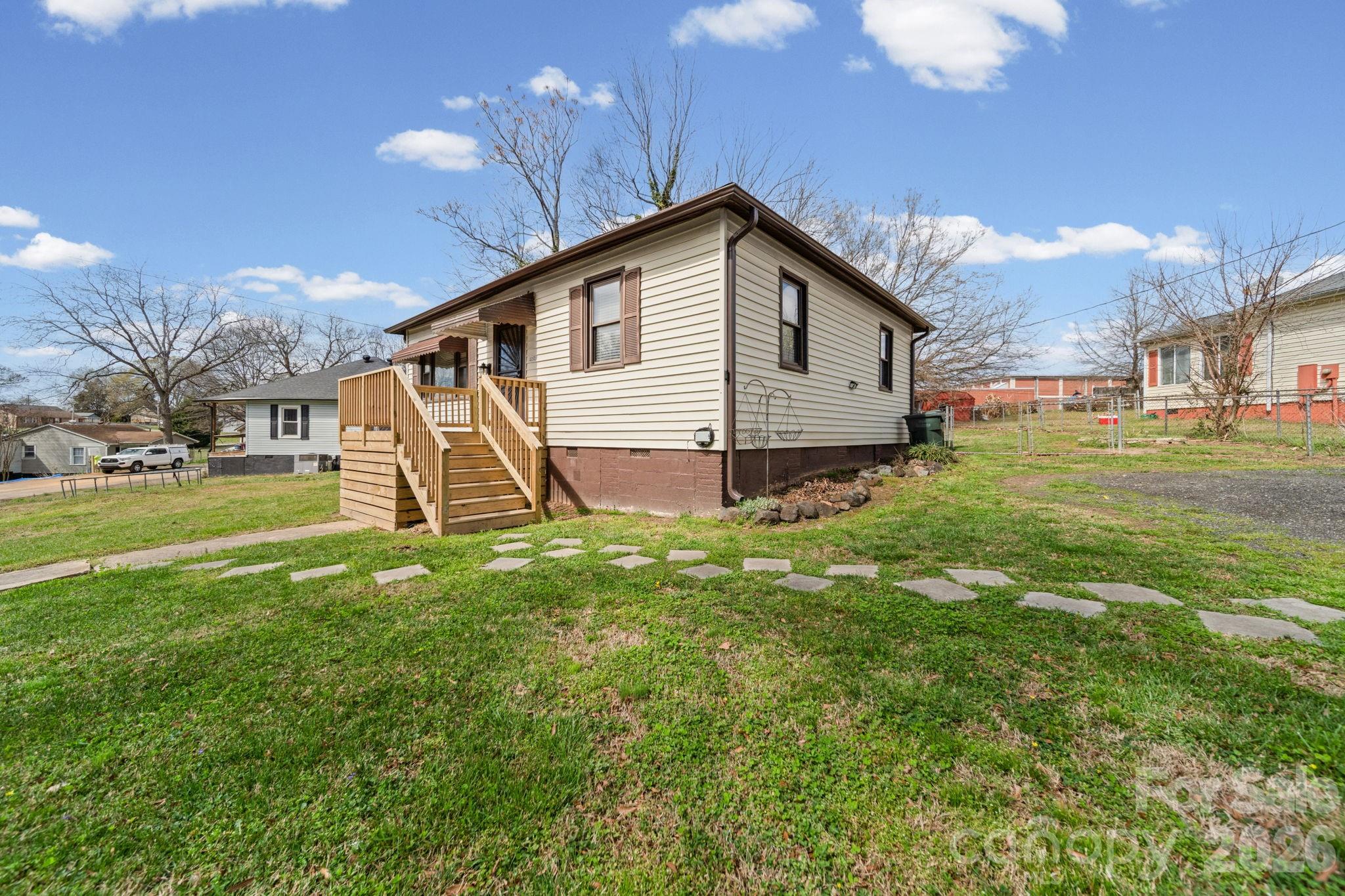 1866 Hilltop Circle — Gastonia