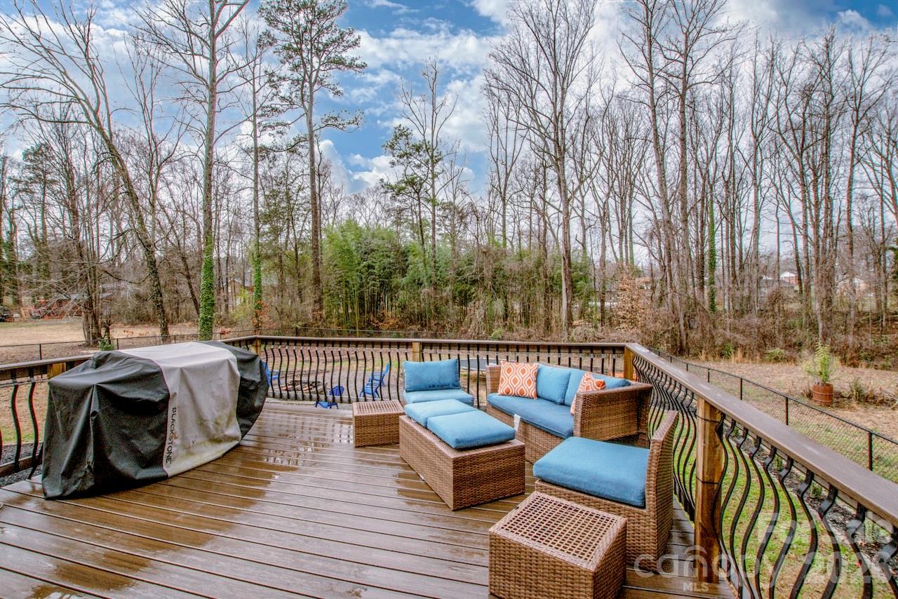 225 Delview Drive — Cherryville