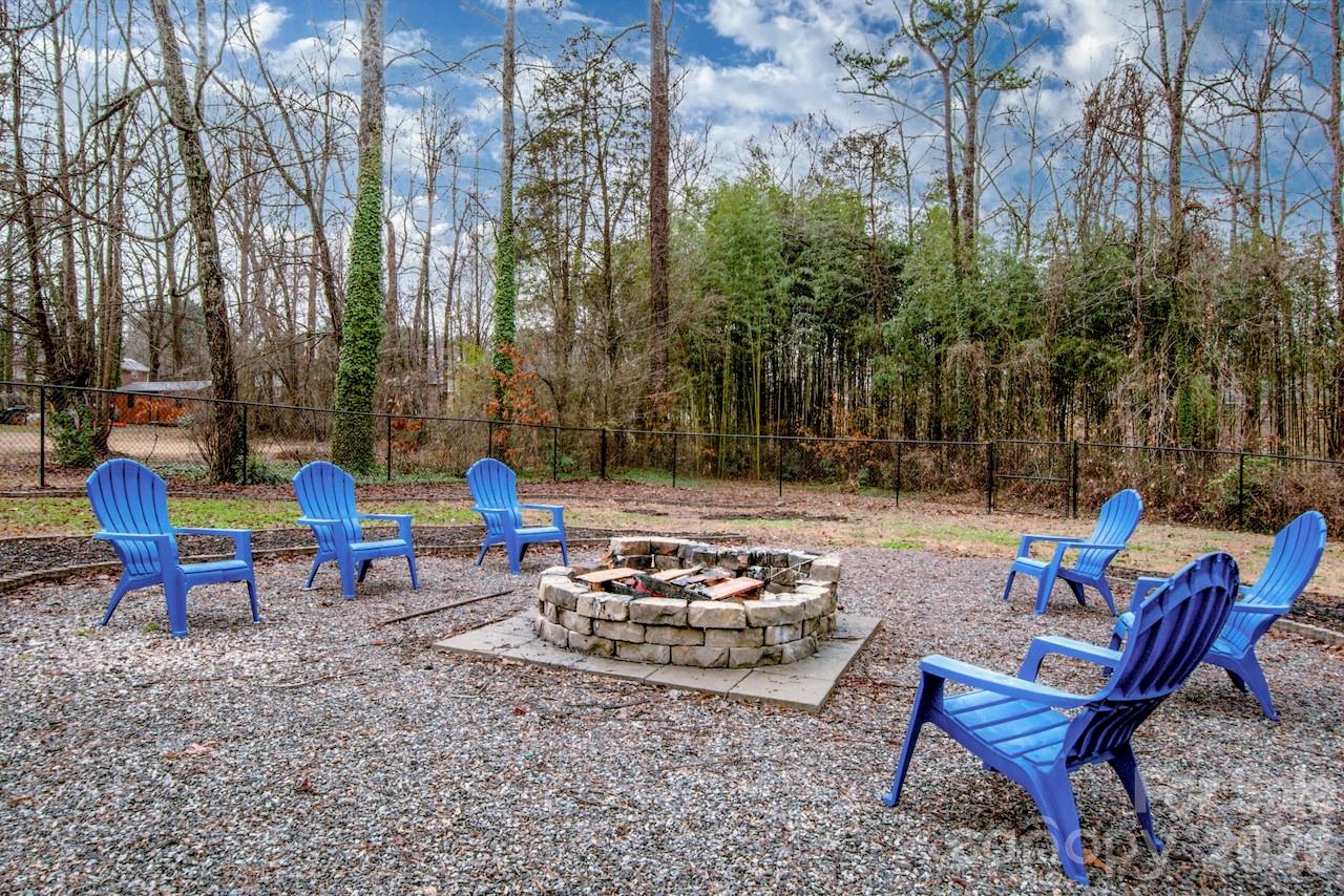 225 Delview Drive — Cherryville