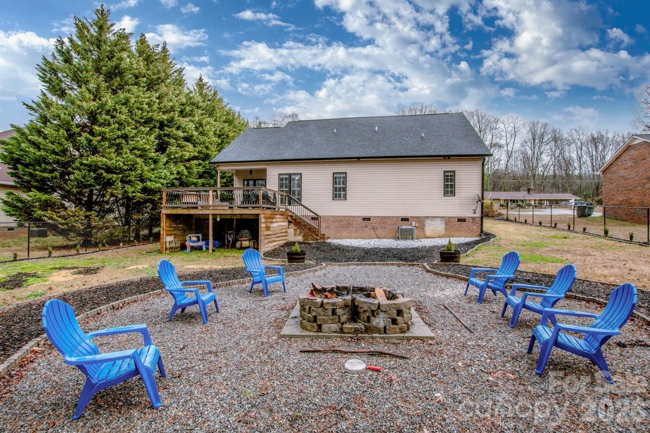 225 Delview Drive — Cherryville