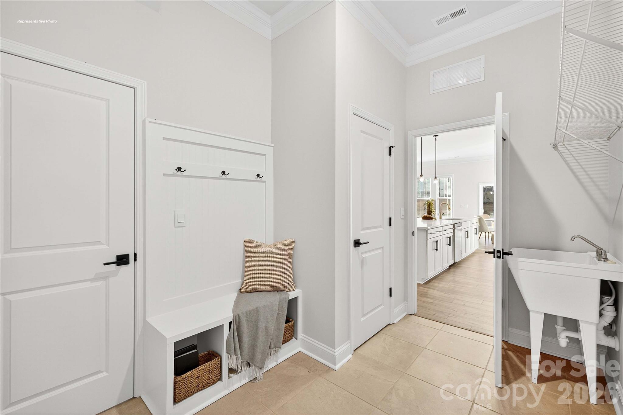 111 Rhuidean Court — Troutman