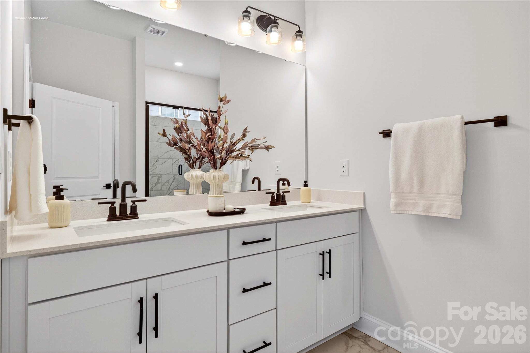 111 Rhuidean Court — Troutman