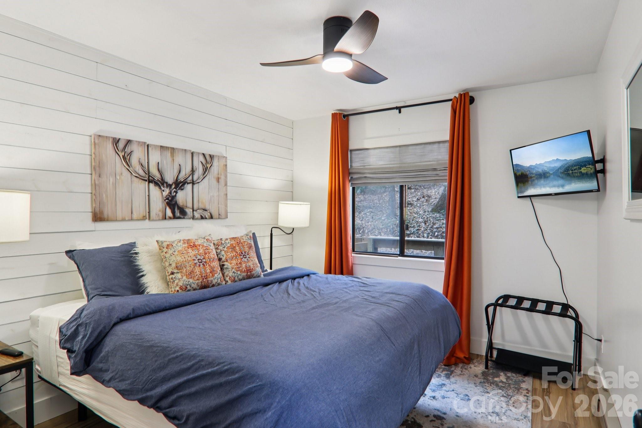 33 Fernbrook Road — Maggie Valley