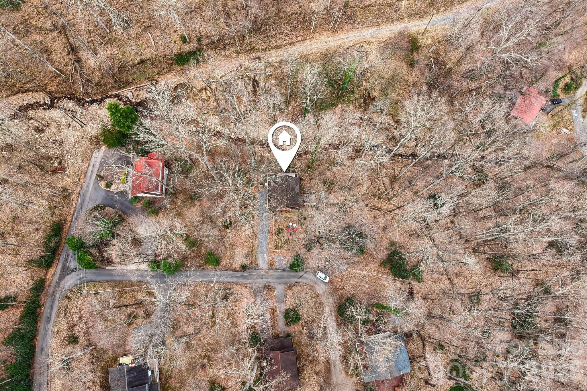 33 Fernbrook Road — Maggie Valley