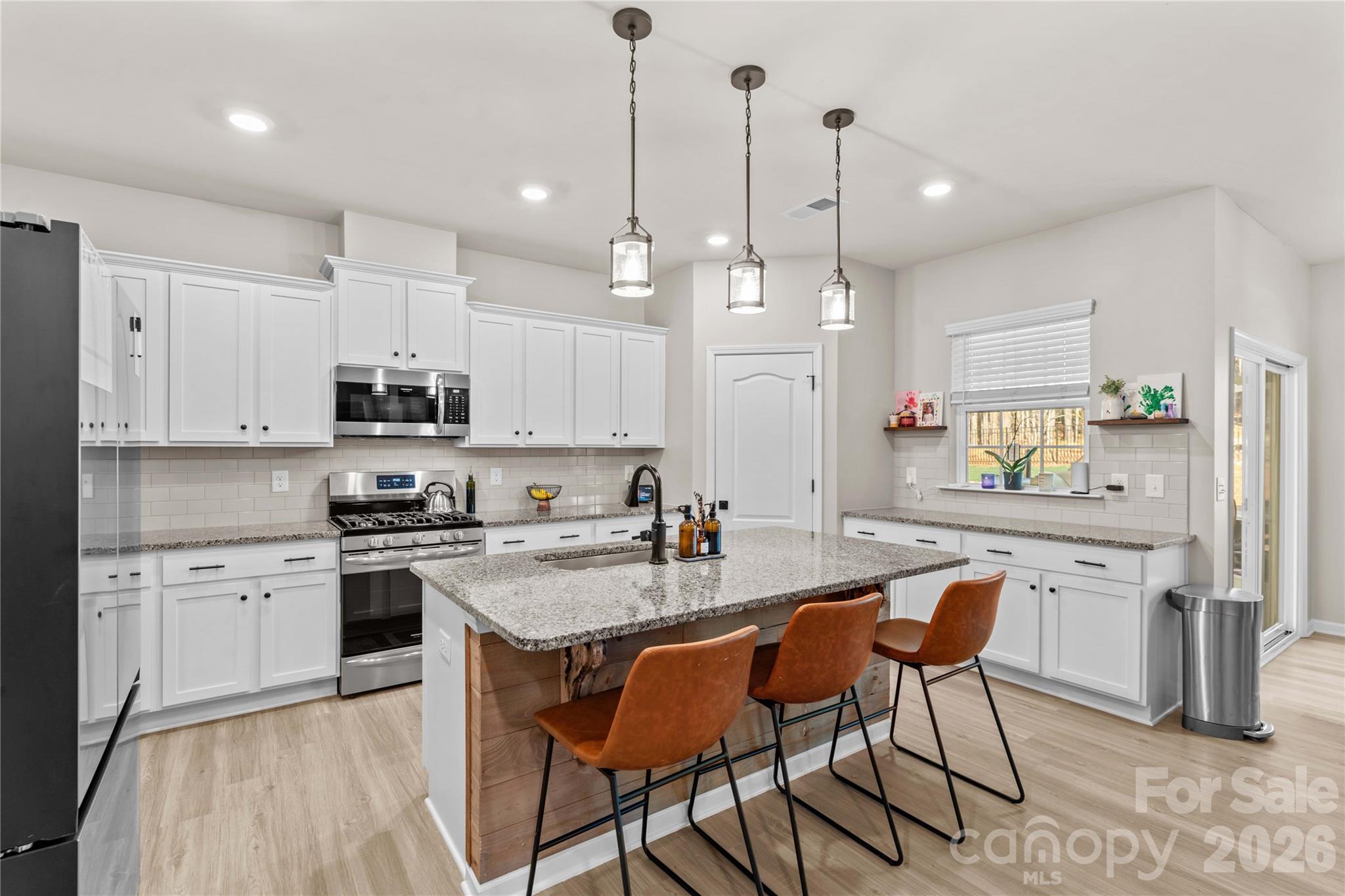 115 Outrigger Landing — Troutman