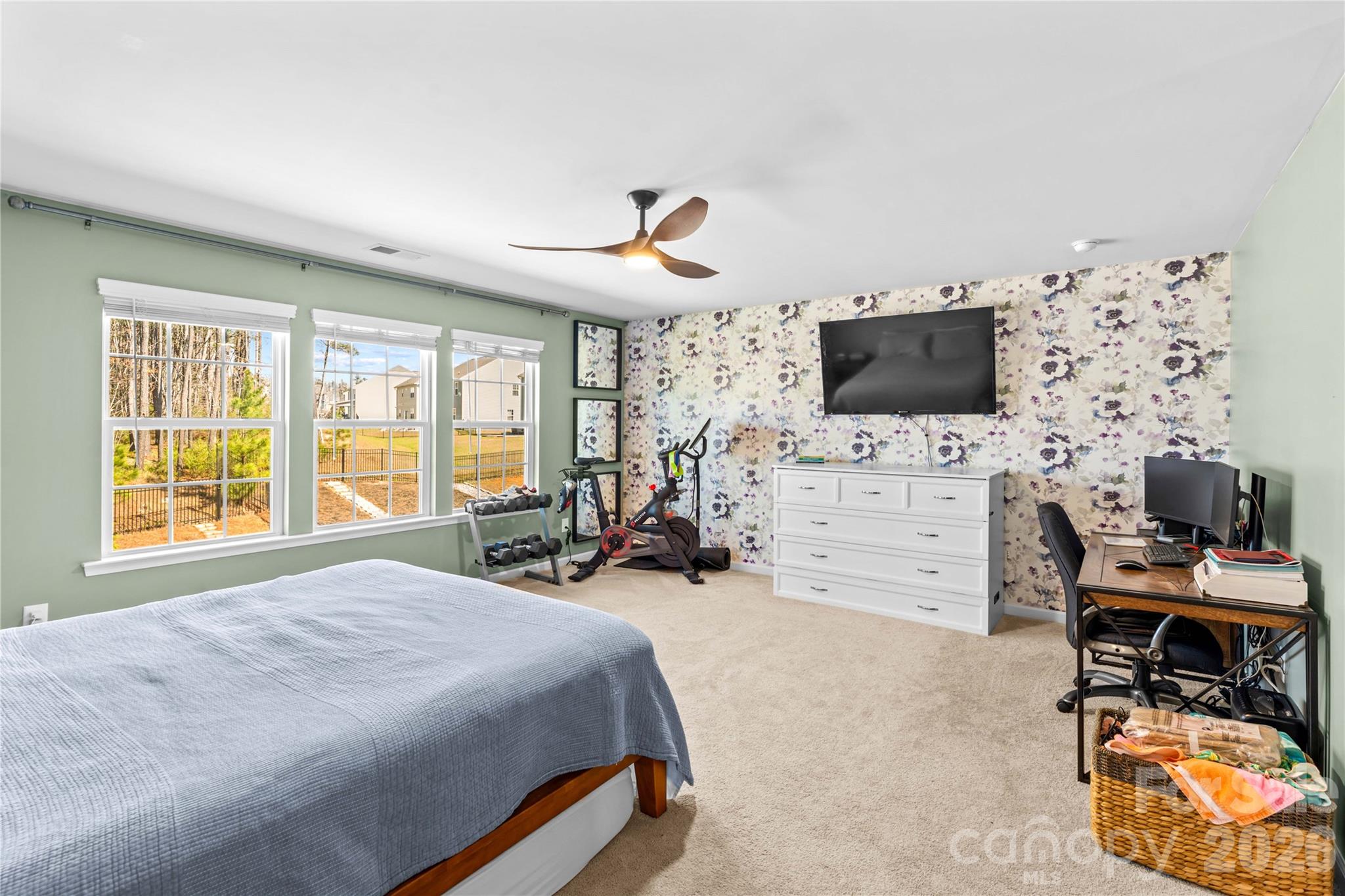 115 Outrigger Landing — Troutman