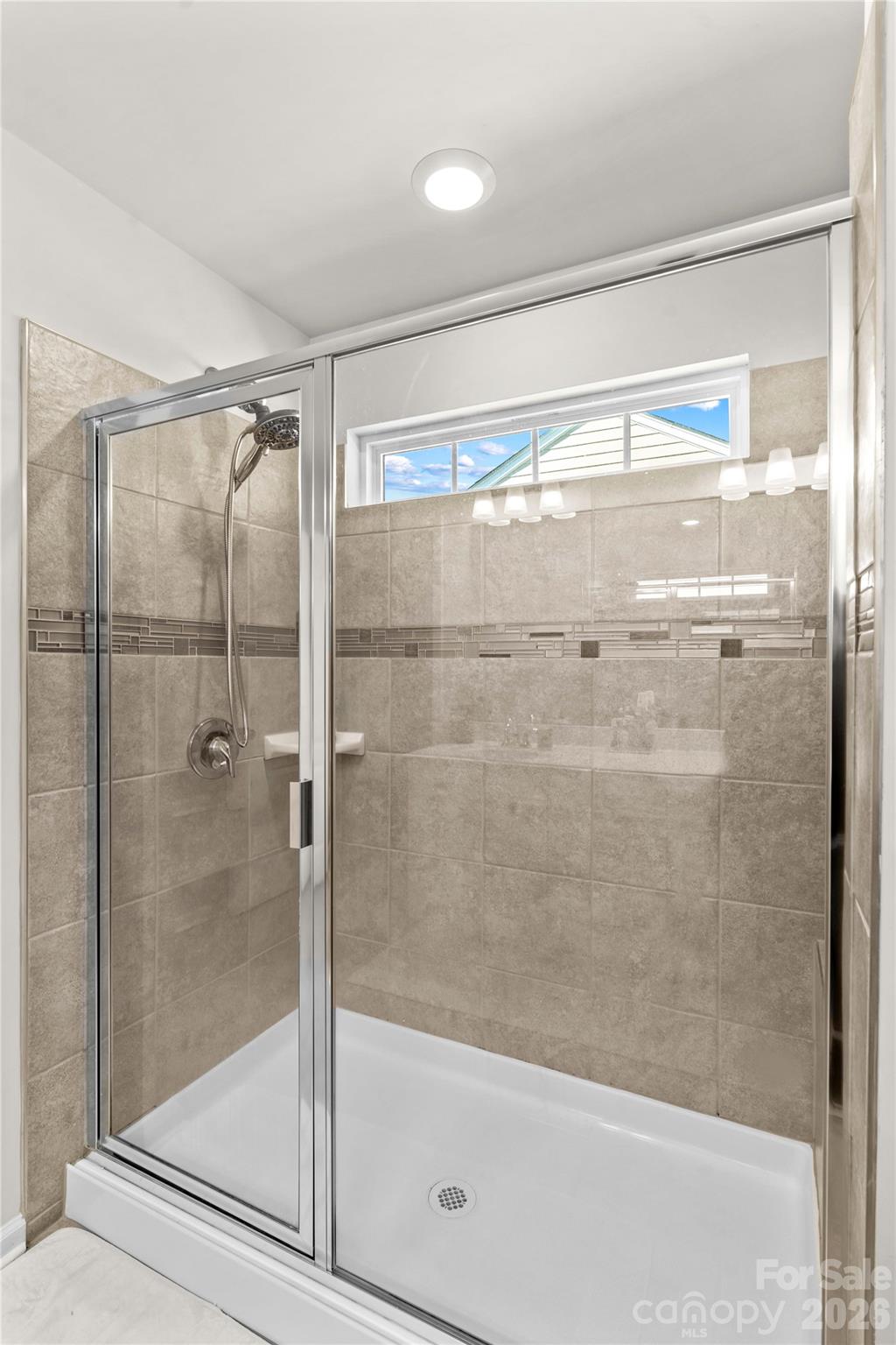 115 Outrigger Landing — Troutman
