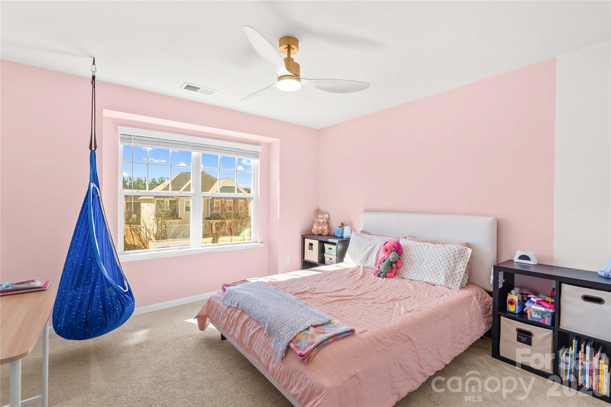 115 Outrigger Landing — Troutman