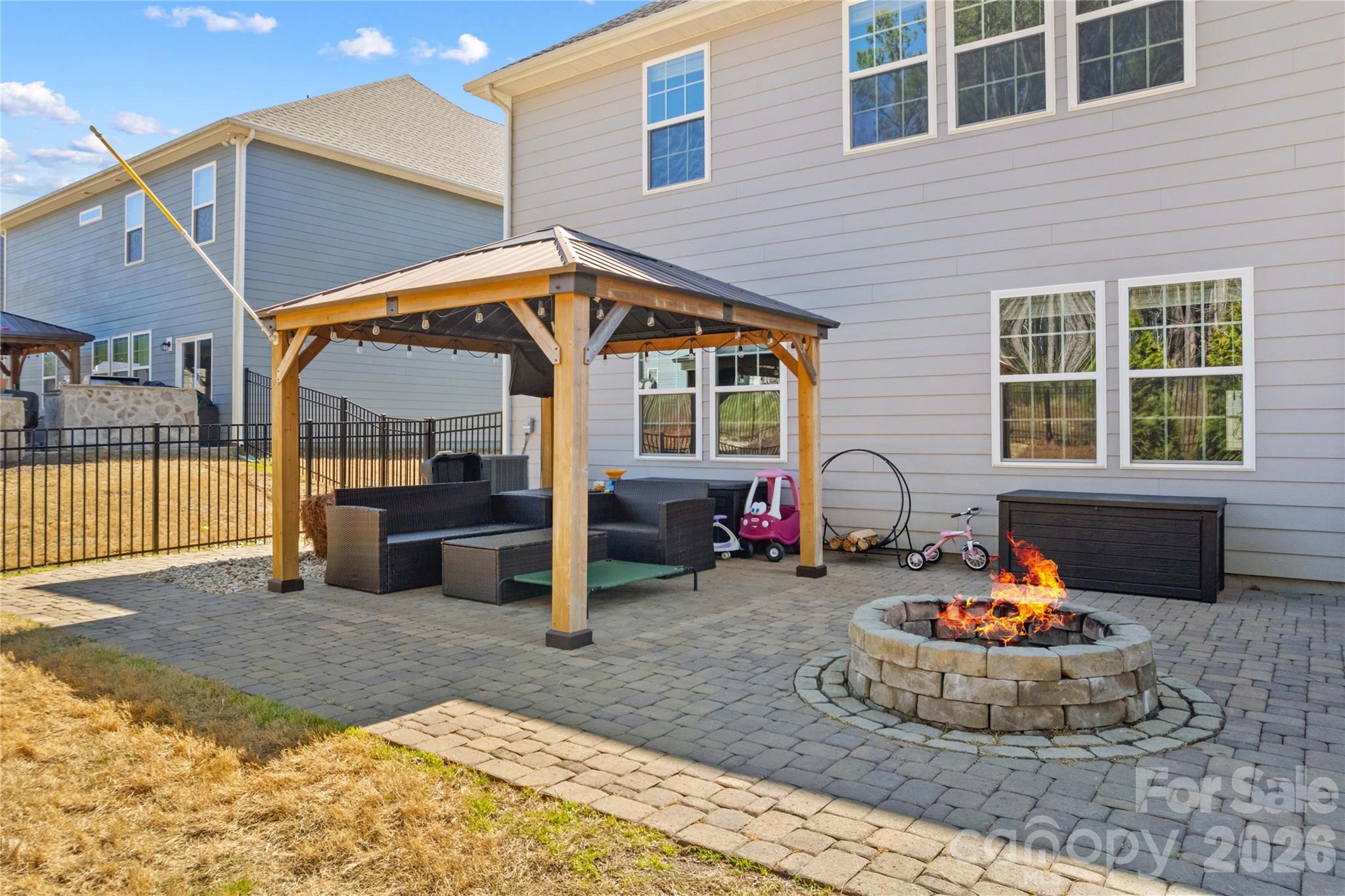 115 Outrigger Landing — Troutman