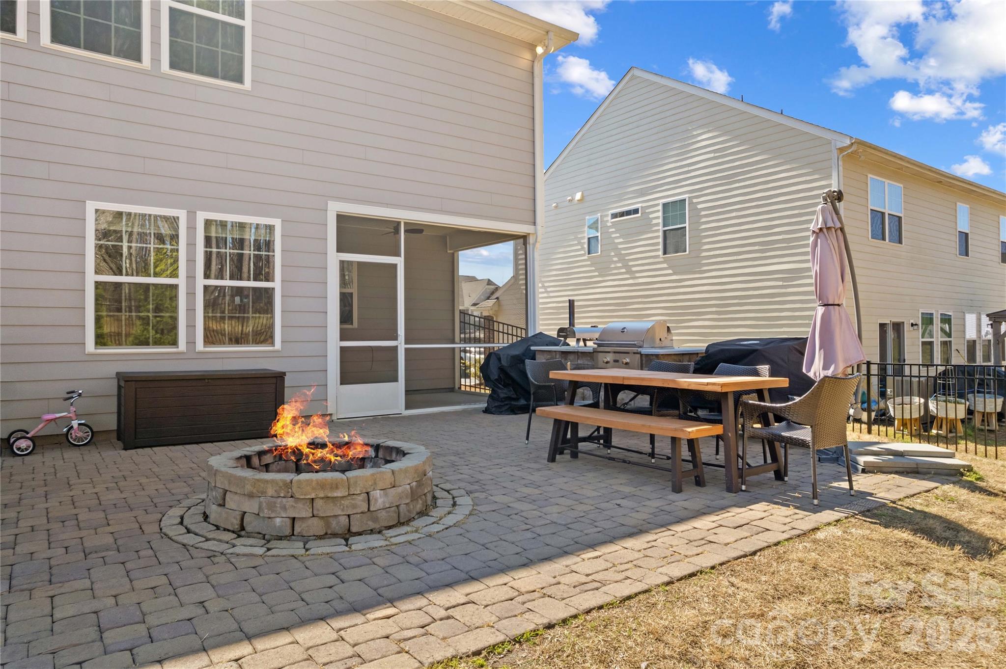 115 Outrigger Landing — Troutman