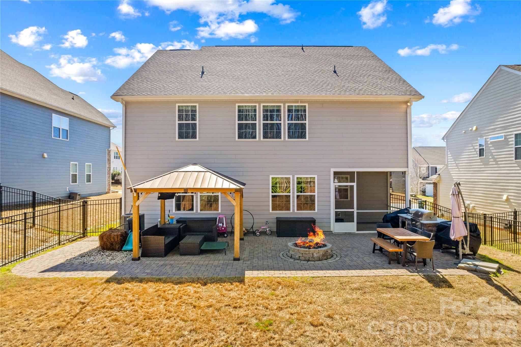 115 Outrigger Landing — Troutman