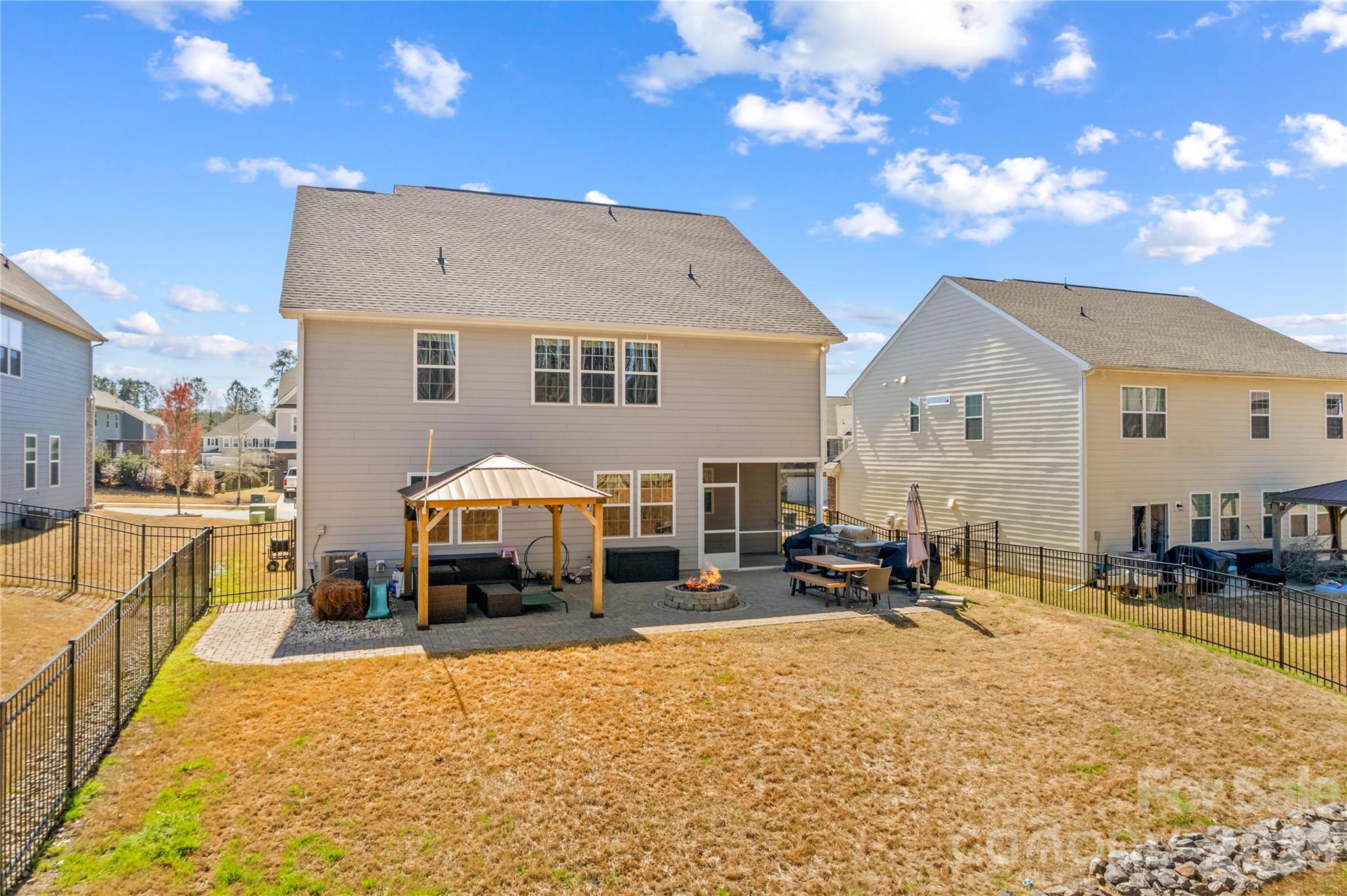 115 Outrigger Landing — Troutman