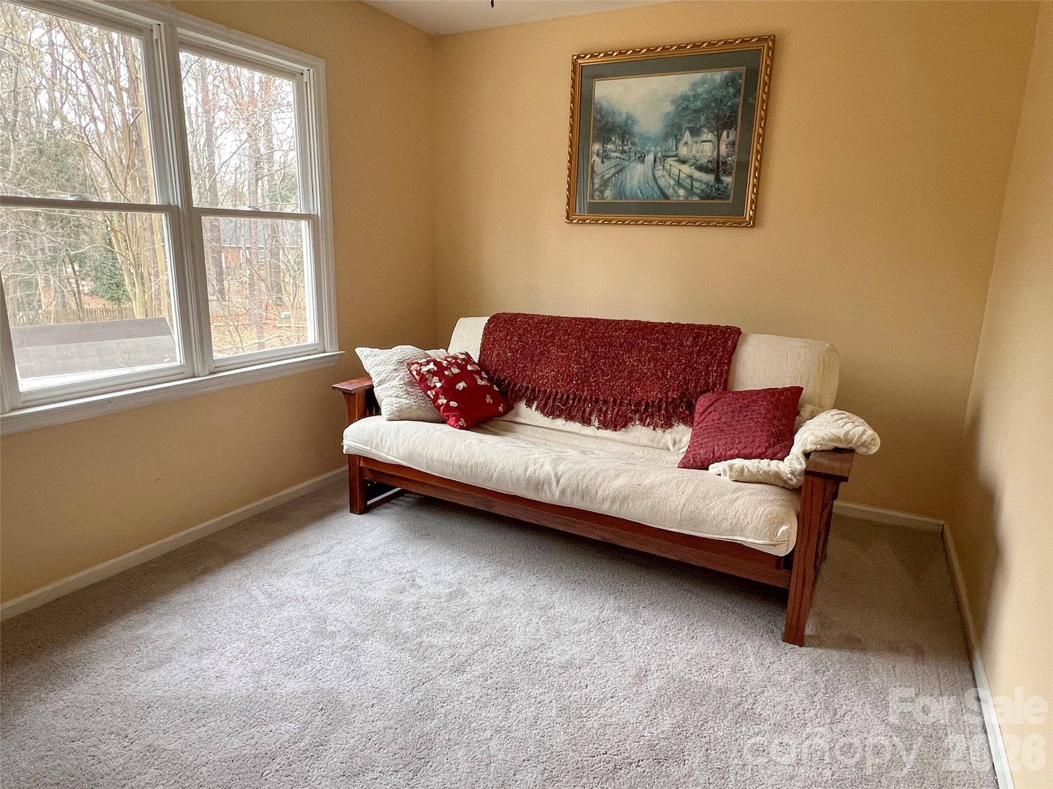 719 Victorian Lane — Monroe