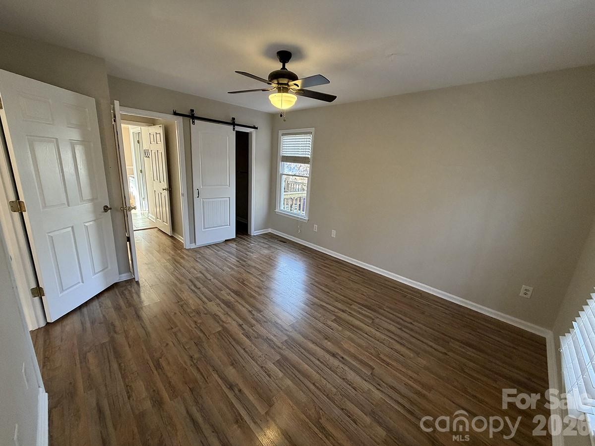 719 Victorian Lane — Monroe