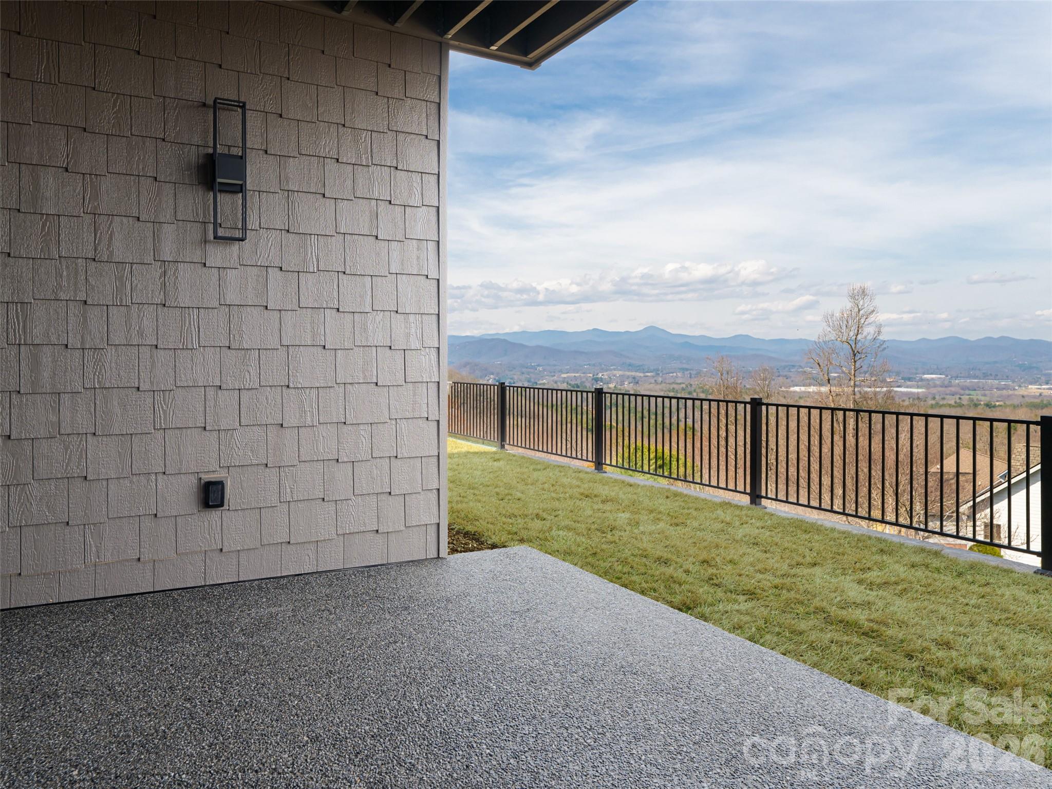 247 Coachman Drive — Hendersonville
