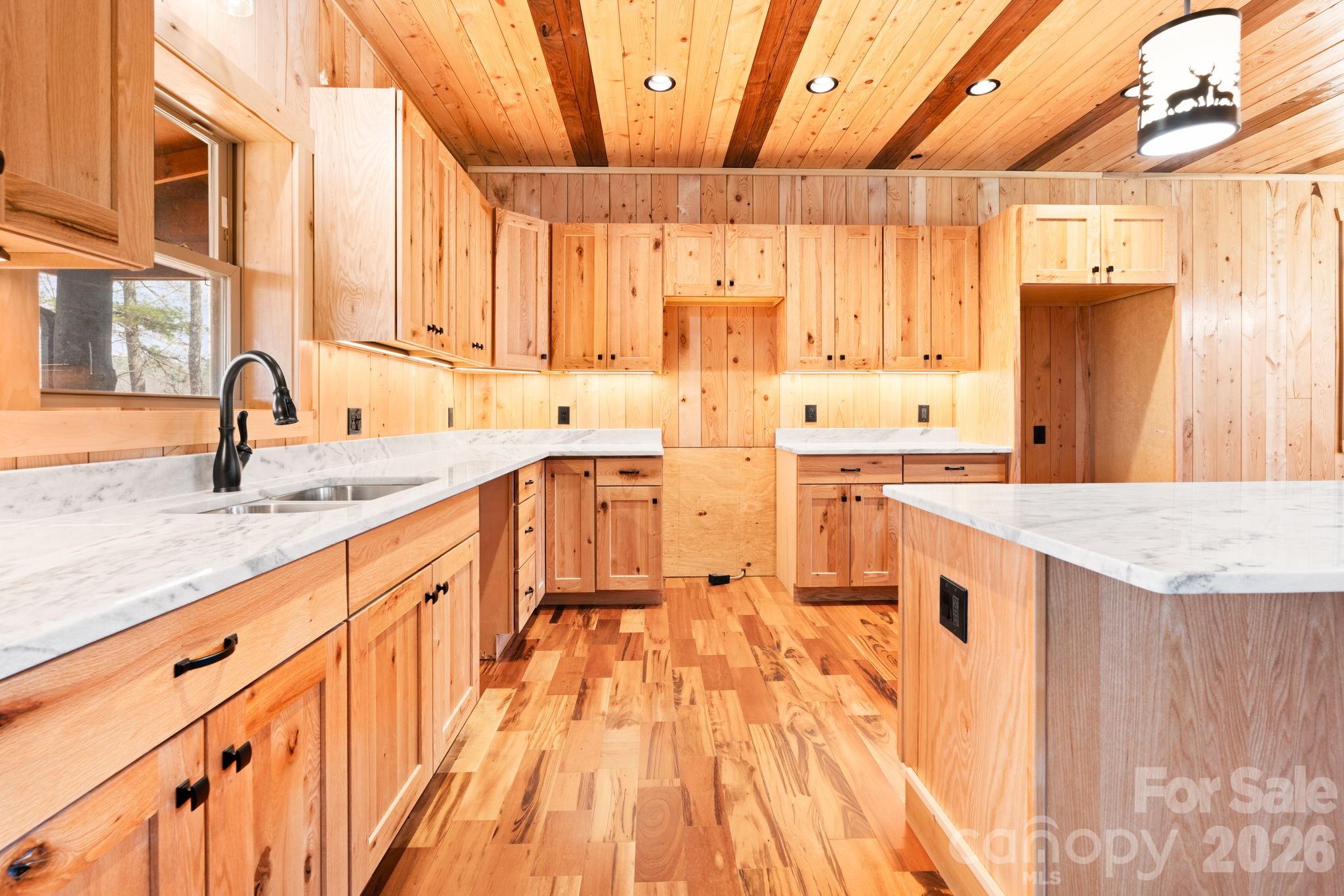 449 Hampton Ridge Road — Fleetwood