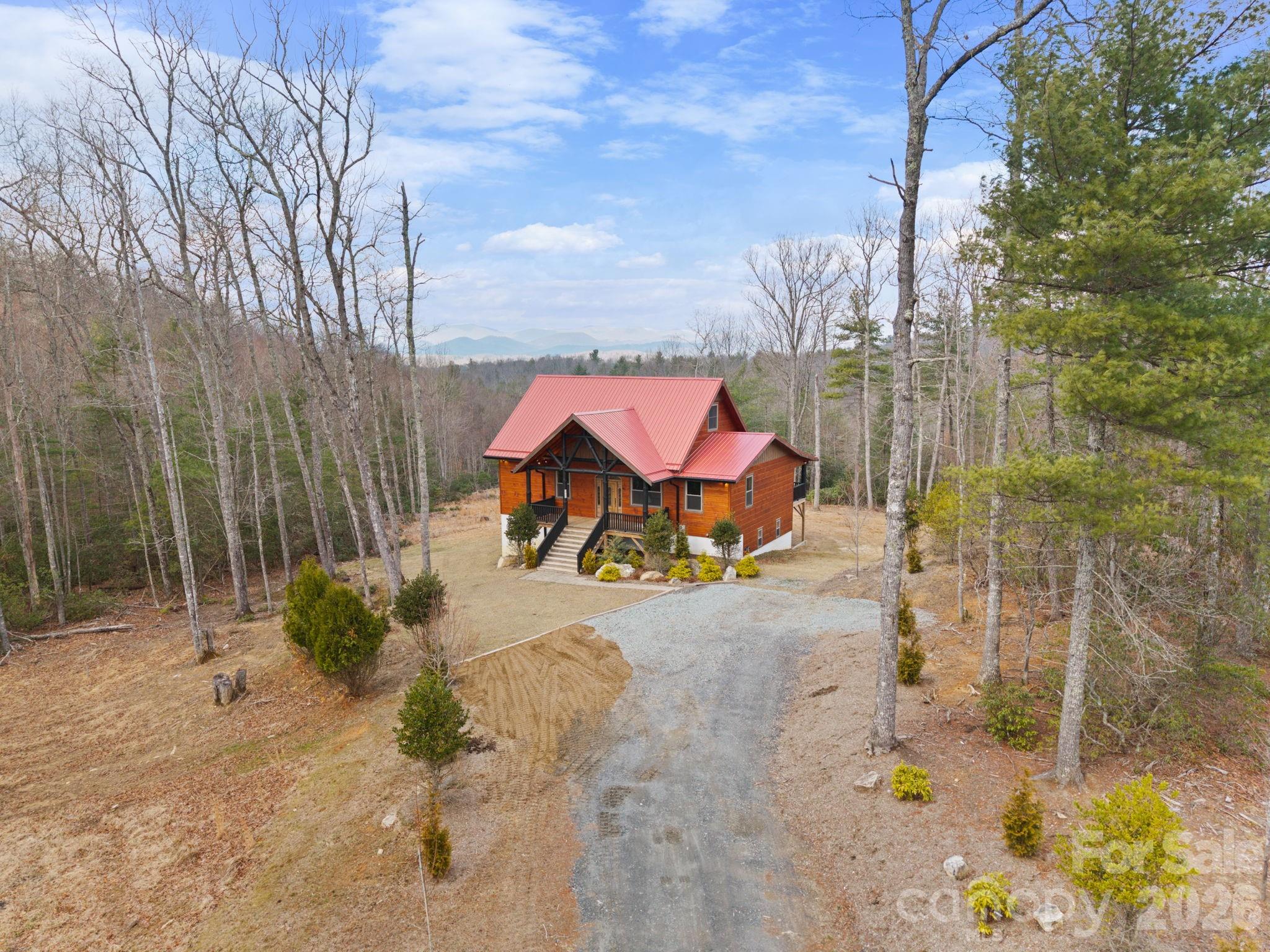 449 Hampton Ridge Road — Fleetwood