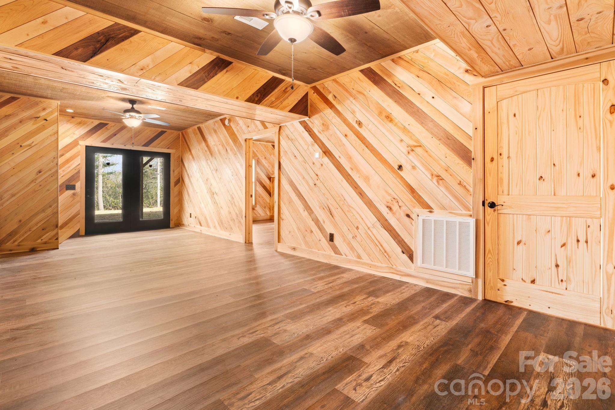 449 Hampton Ridge Road — Fleetwood