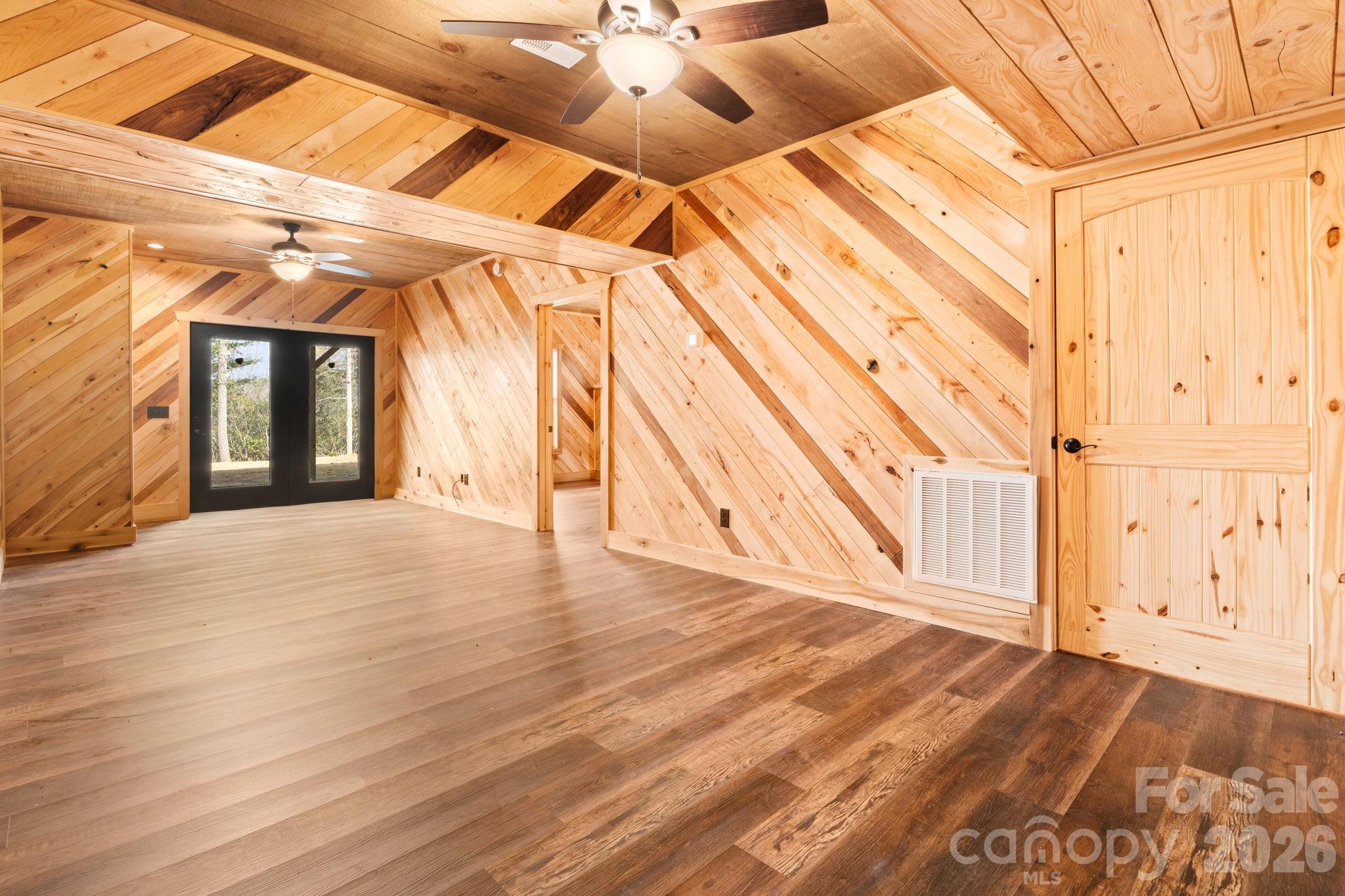 449 Hampton Ridge Road — Fleetwood