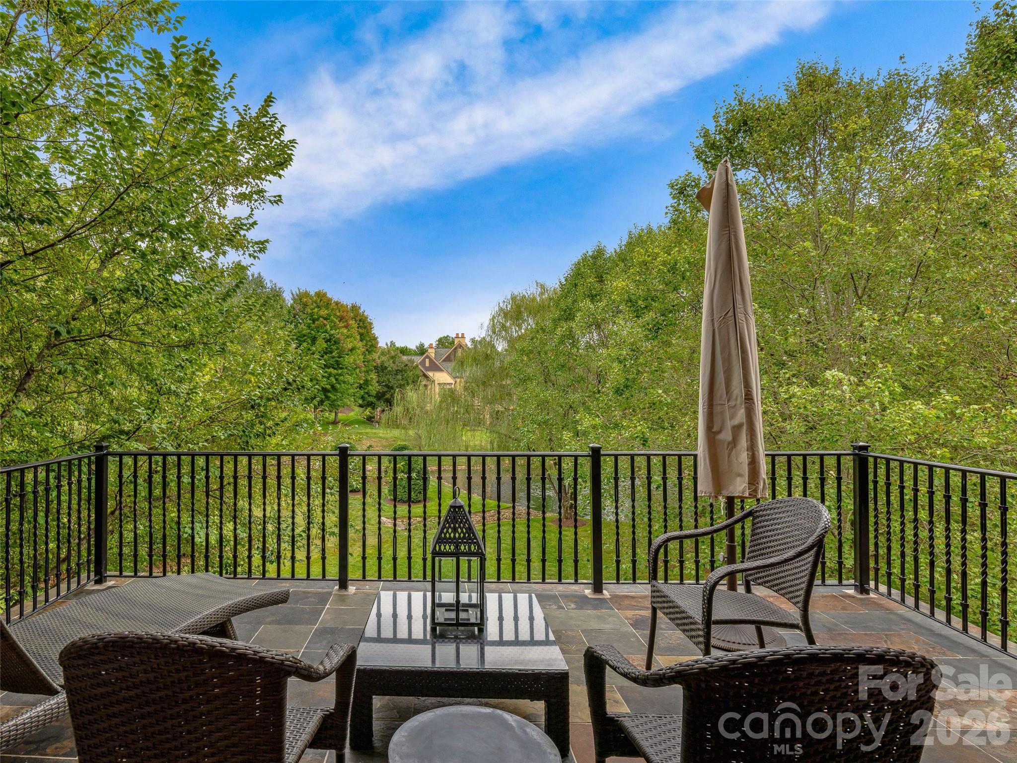 22 Foxbridge Way — Arden