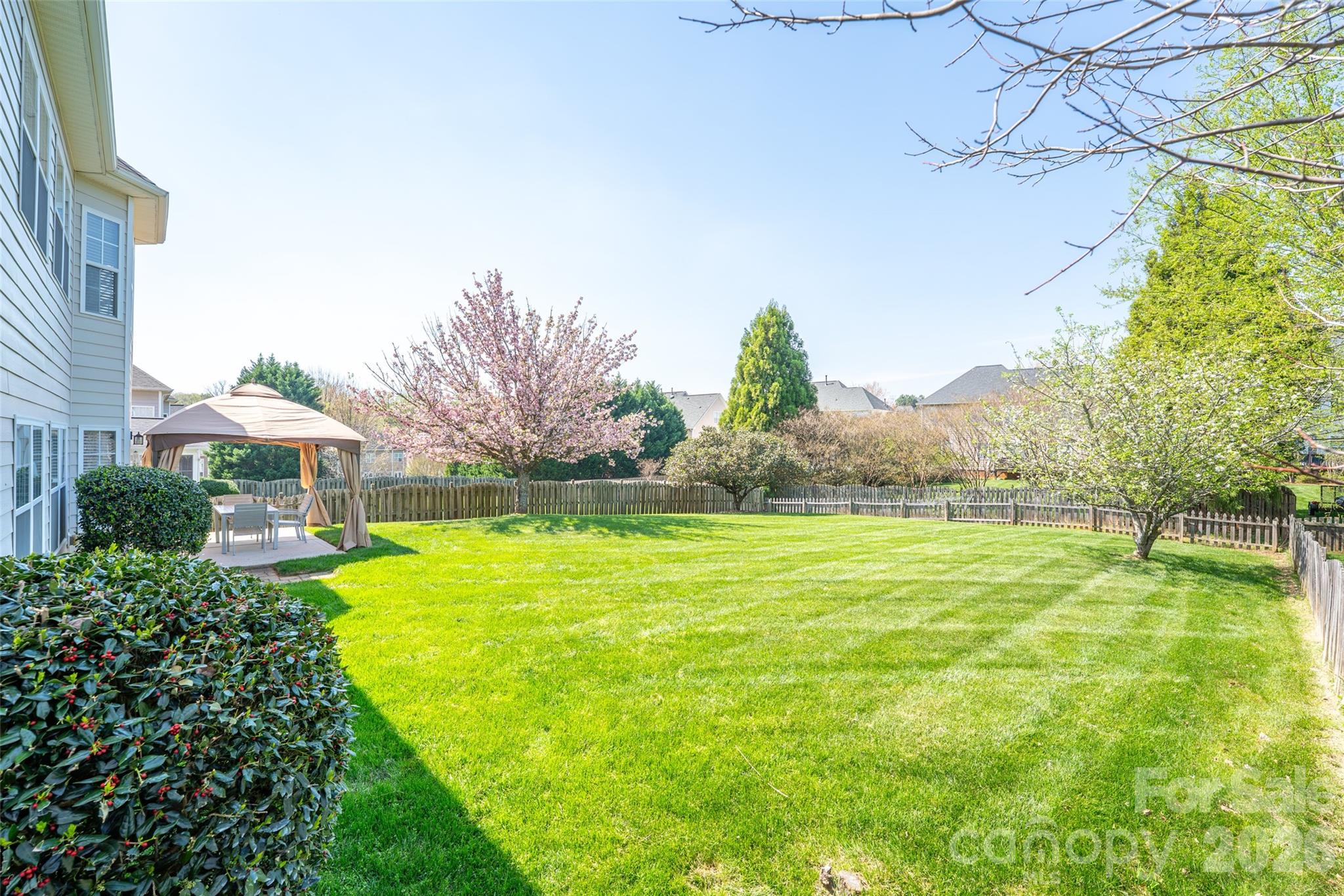 10346 Falling Leaf Drive NW — Concord