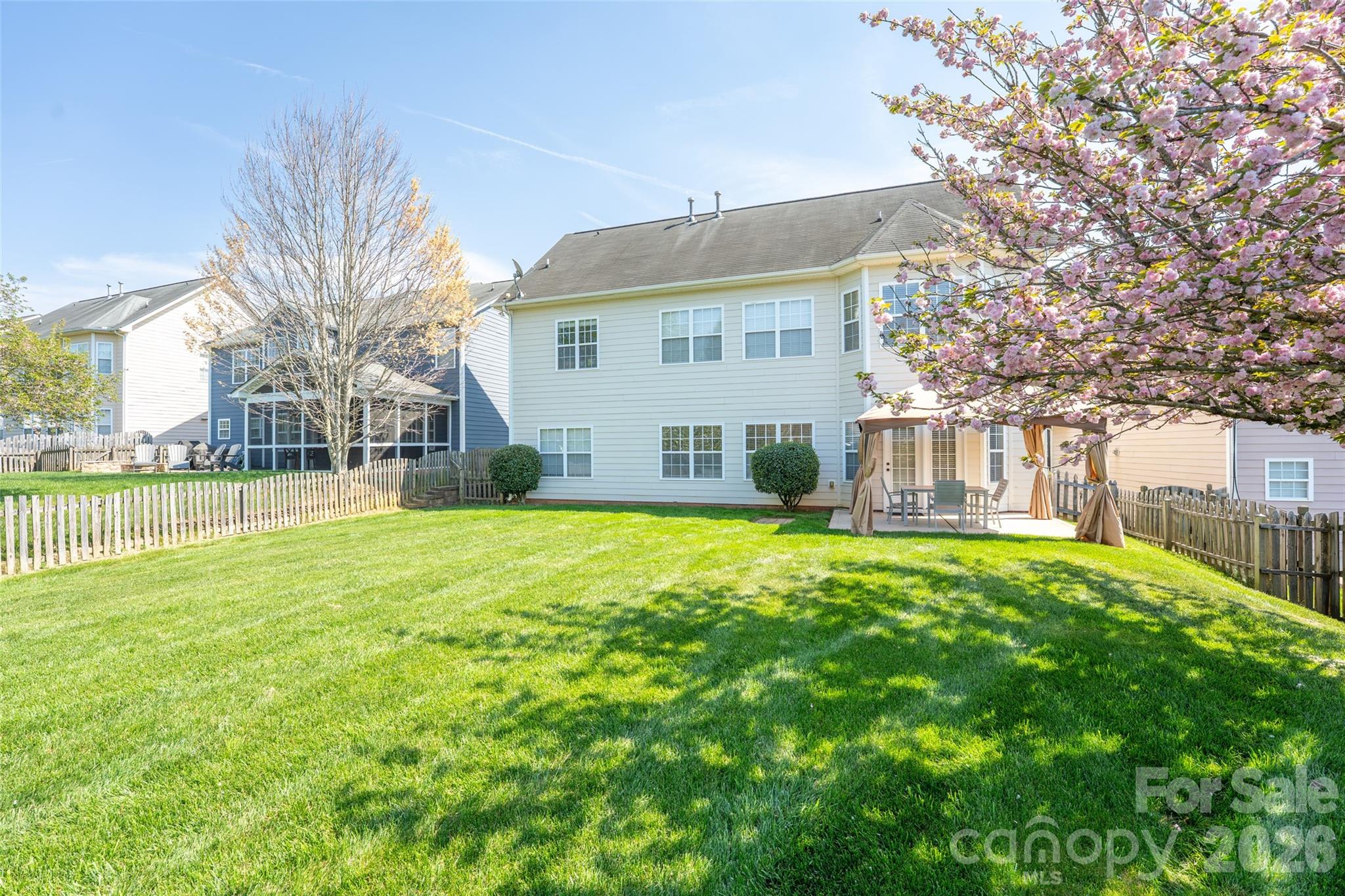 10346 Falling Leaf Drive NW — Concord