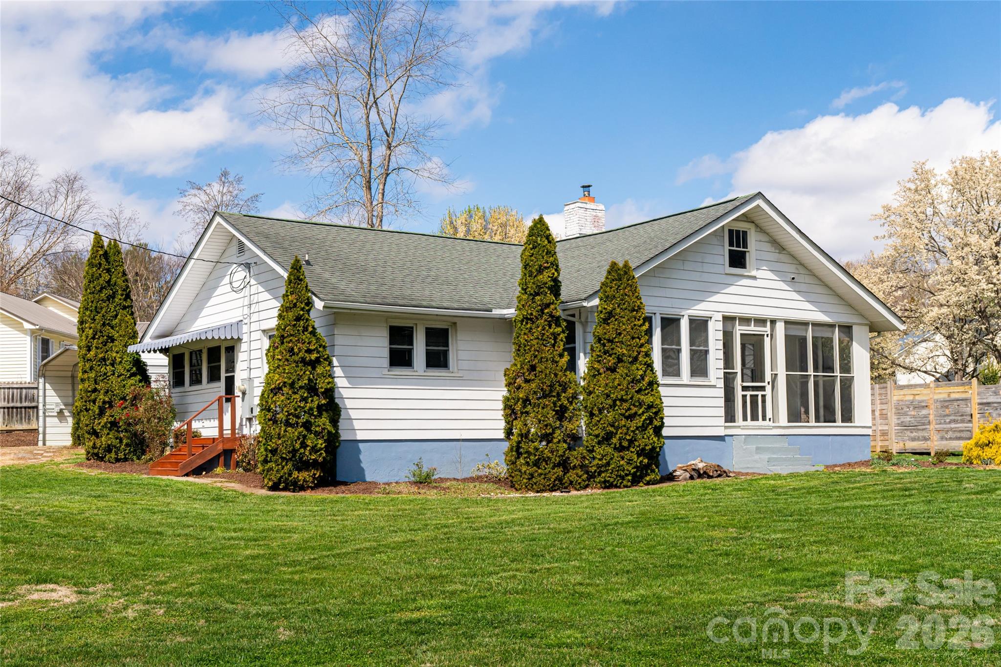 994 Riceville Road — Asheville