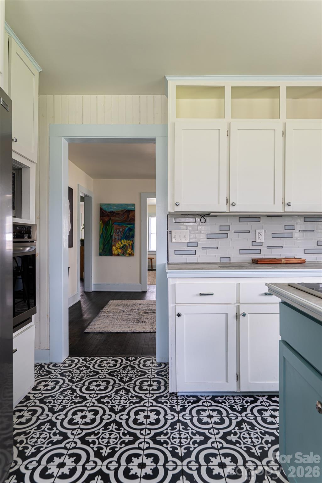 994 Riceville Road — Asheville
