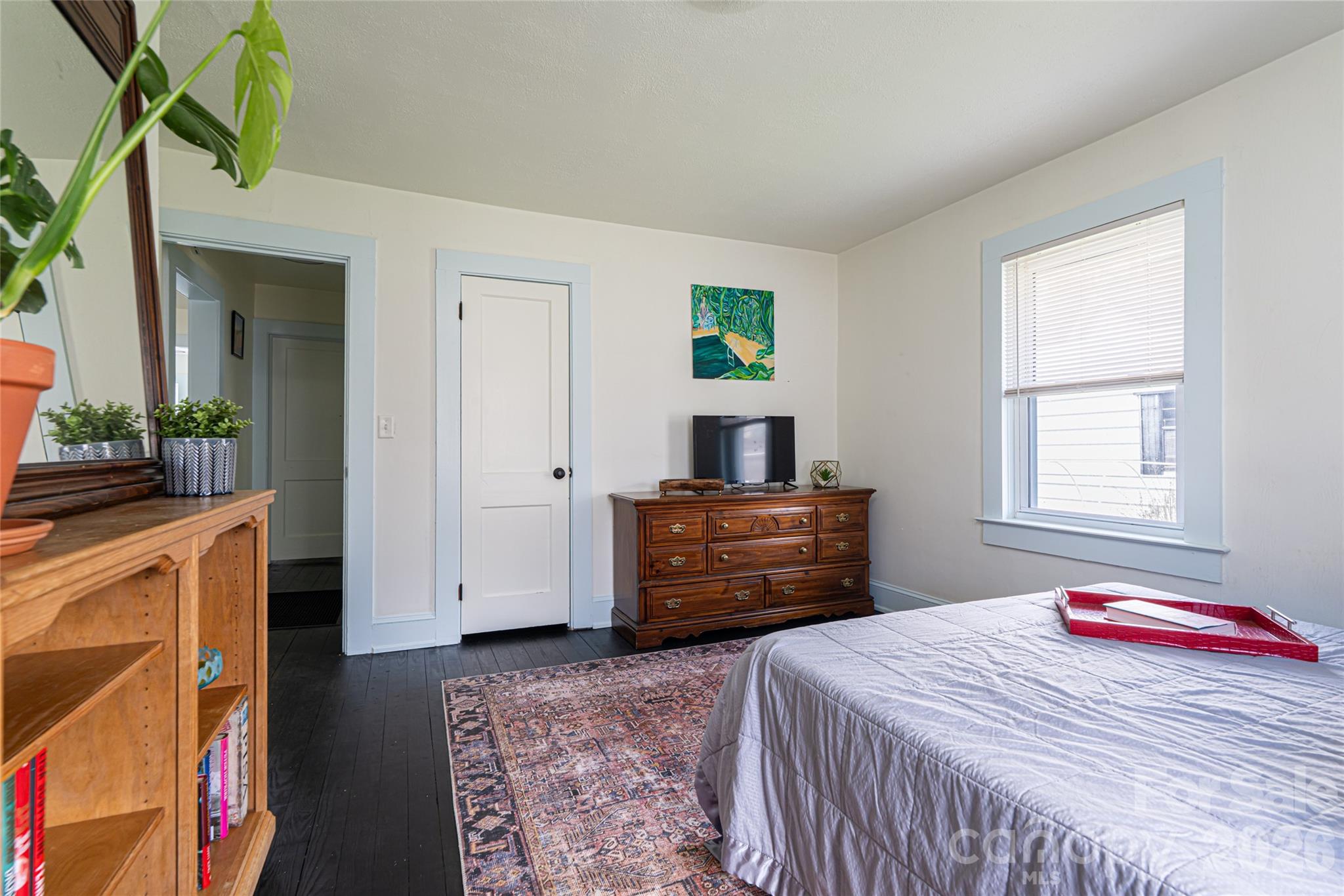 994 Riceville Road — Asheville