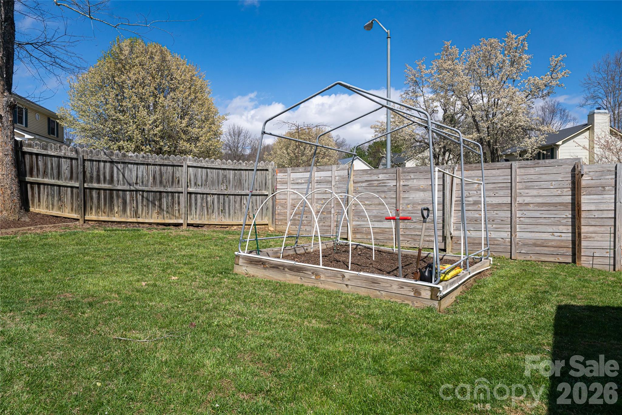 994 Riceville Road — Asheville